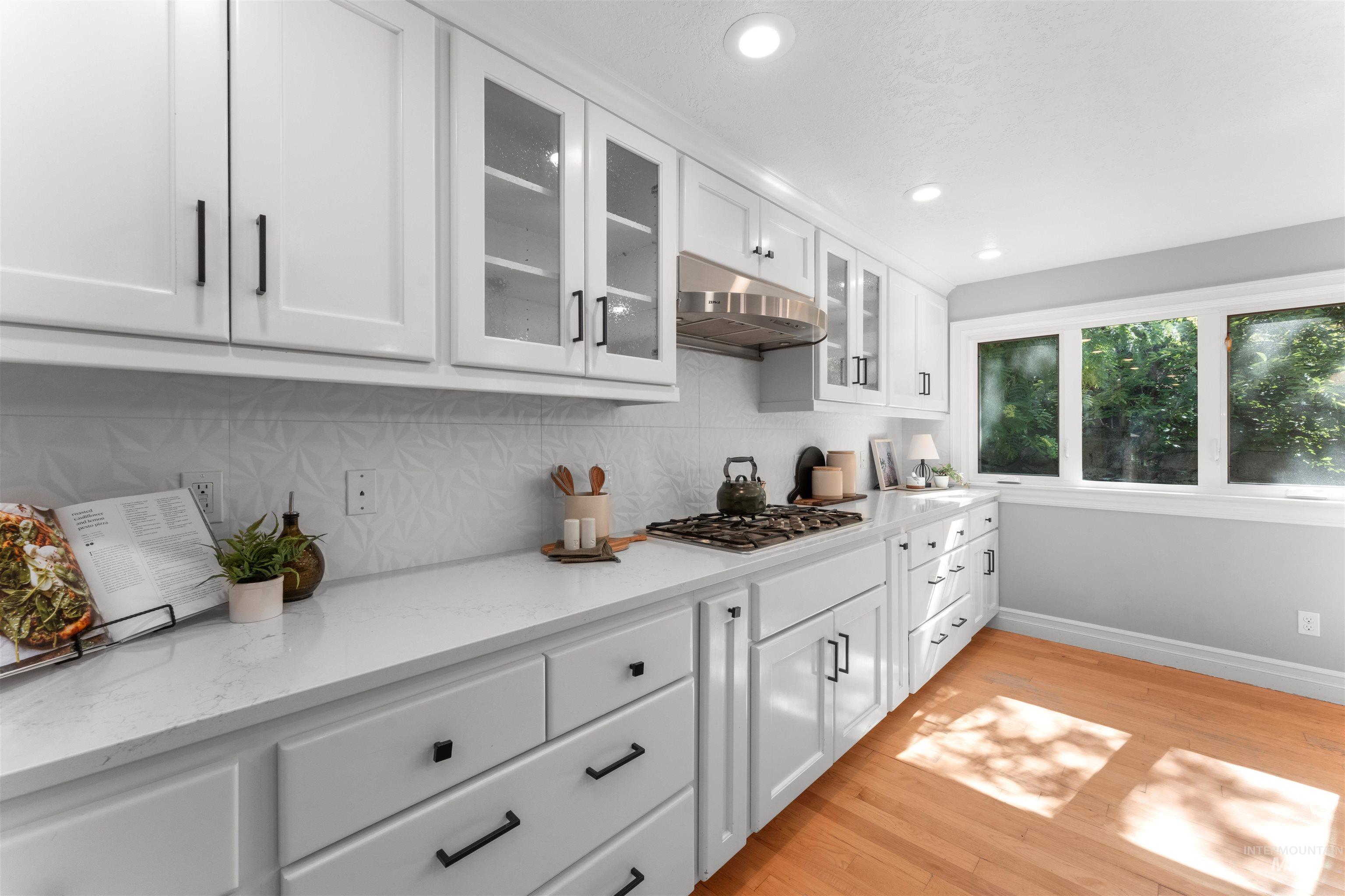 3668 N La Fontana Way Property Photo 9