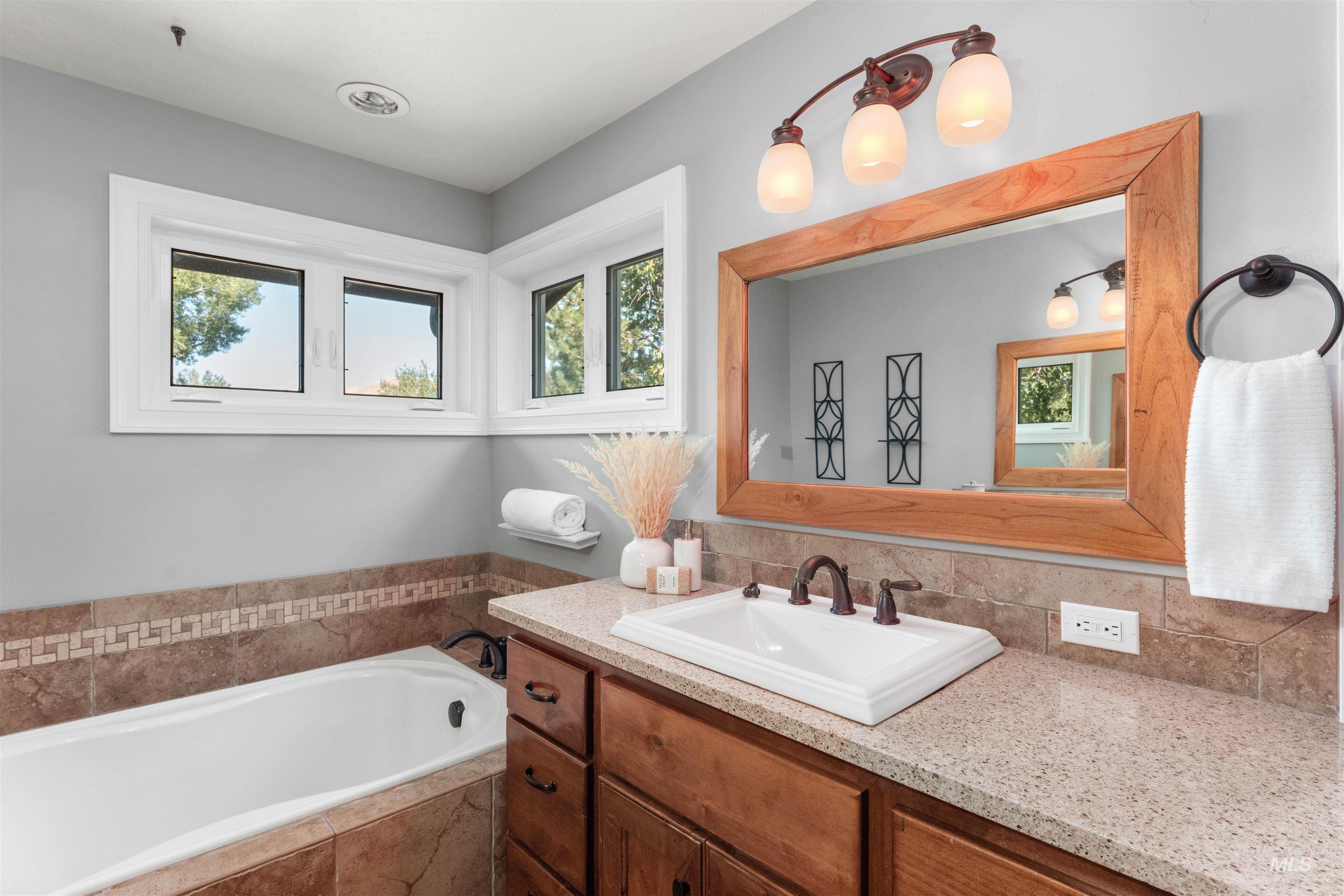 3668 N La Fontana Way Property Photo 23