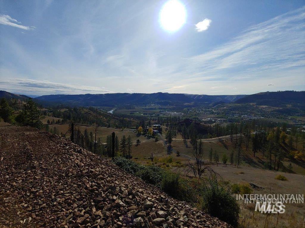 150 Honey Bee Drive Property Photo 1
