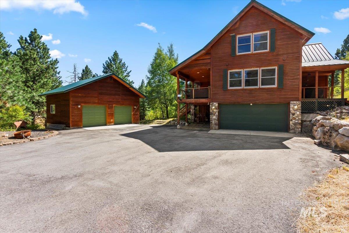 8 Condor Circle Property Photo 1