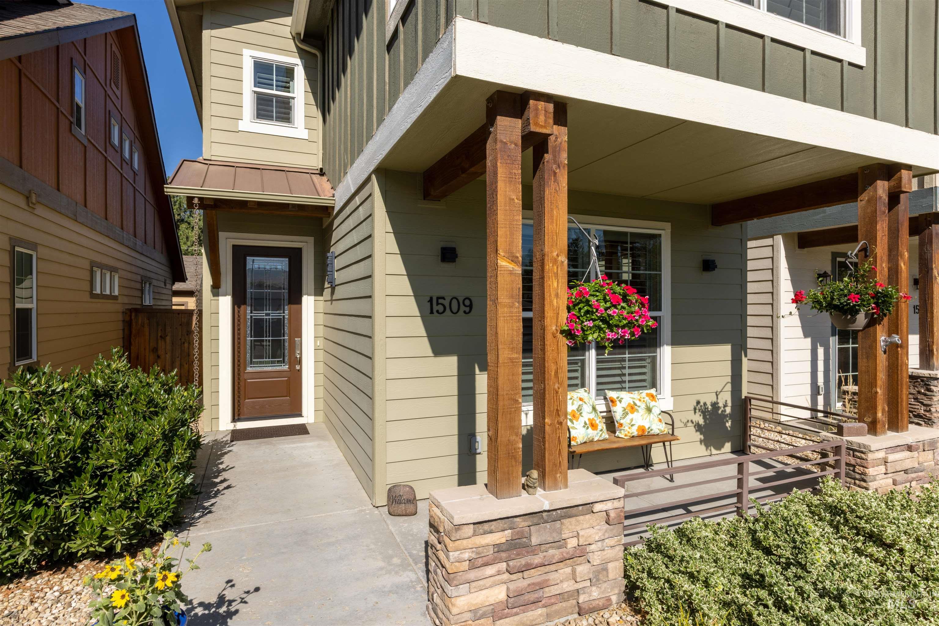 1509 S Division Property Photo 1