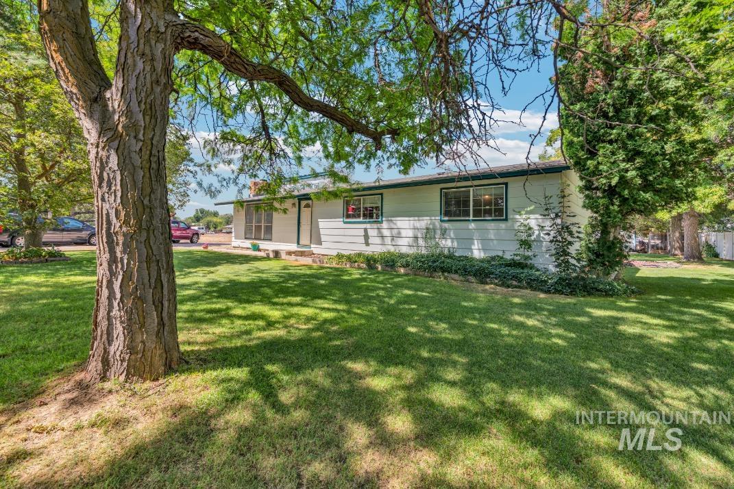 11930 Purple Sage Rd