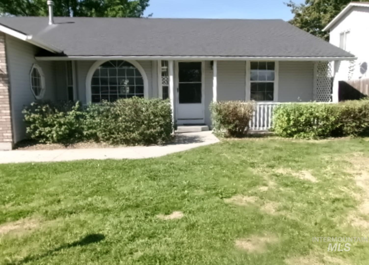 2507 N Laughridge Ave Property Photo 1