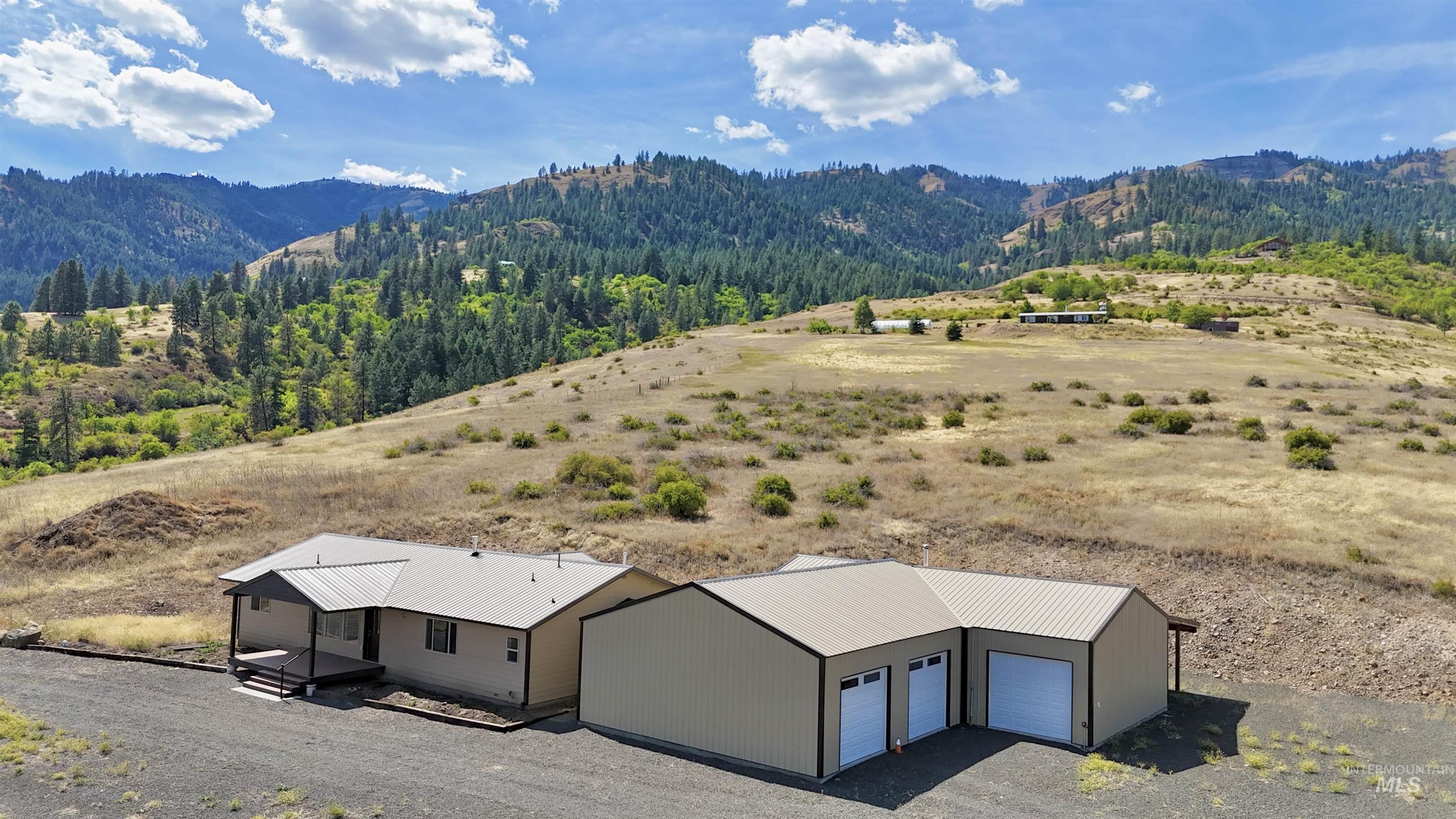 150 Bucks Boulevard Property Photo 1