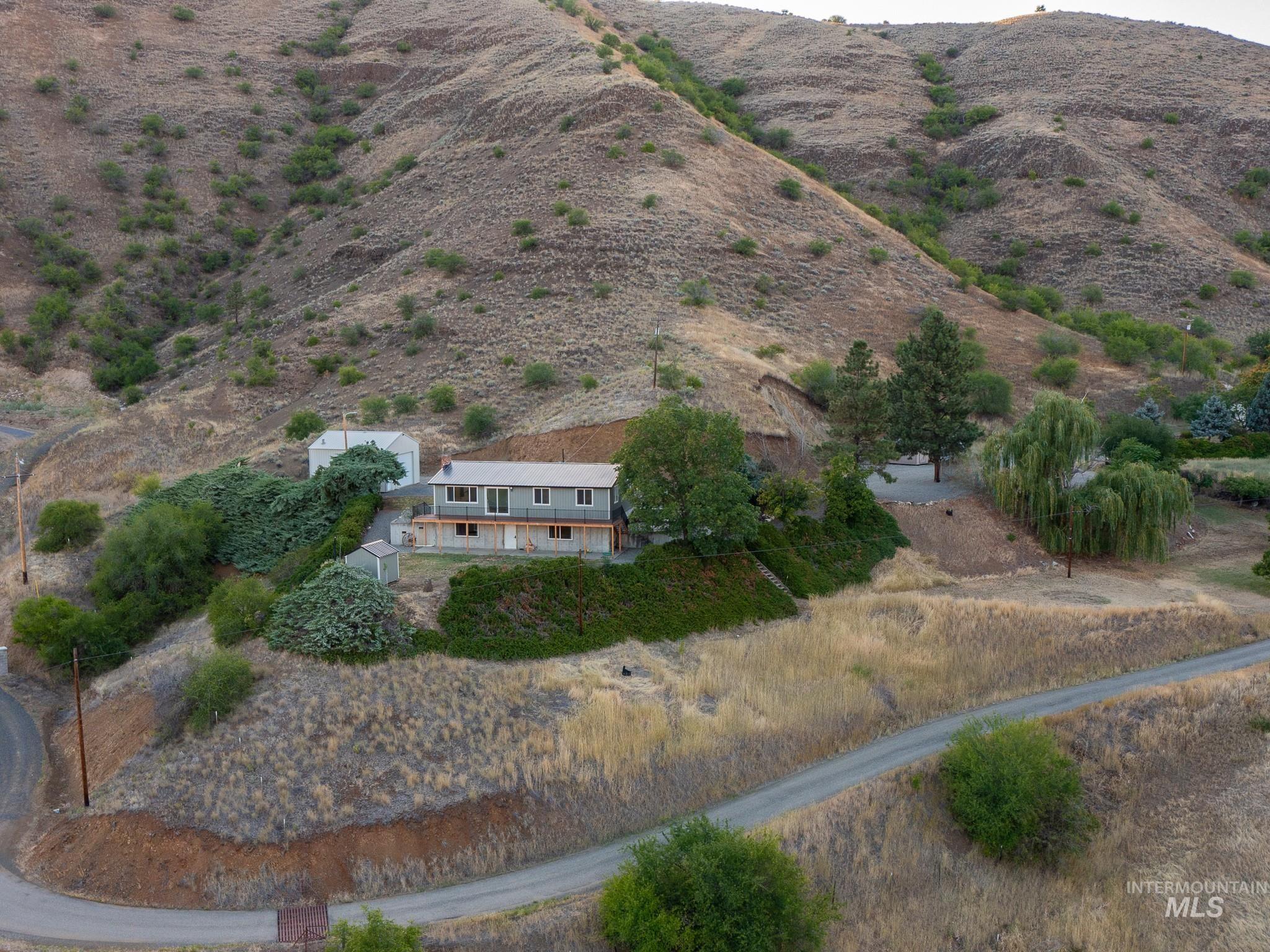 161 Cemetery Road Property Photo 1