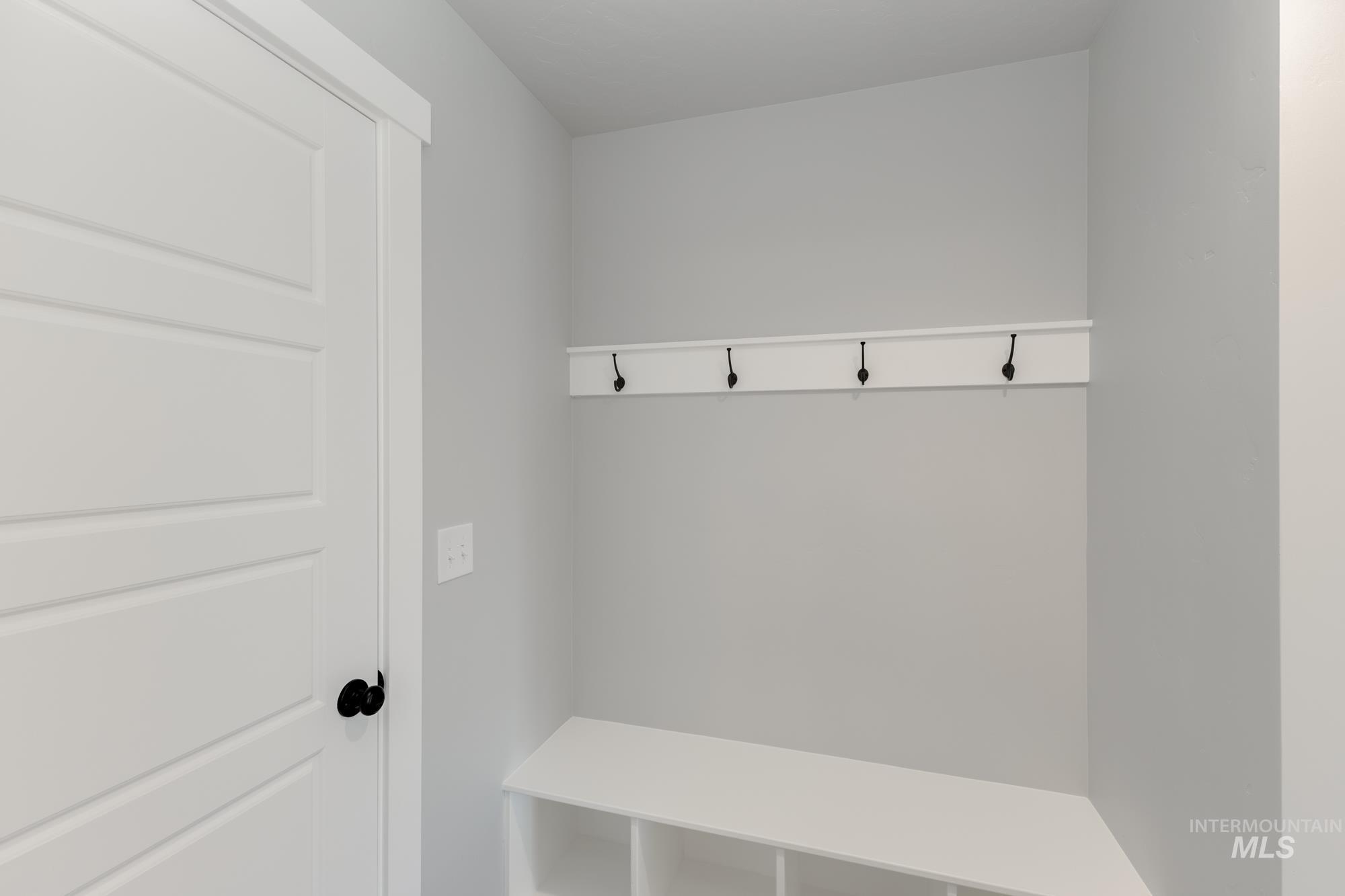 2352 N Carly Ave Property Photo 12