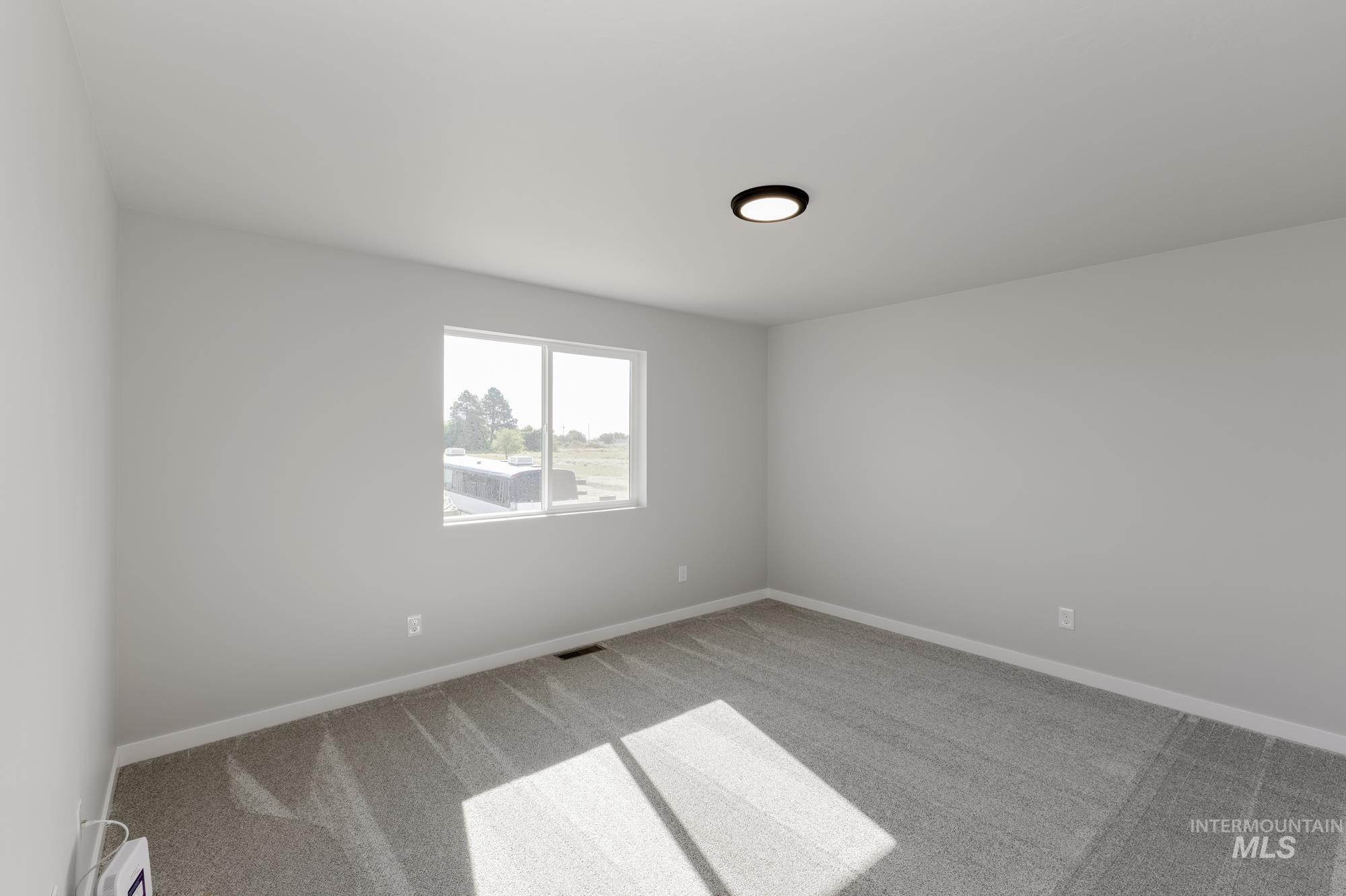 2352 N Carly Ave Property Photo 14