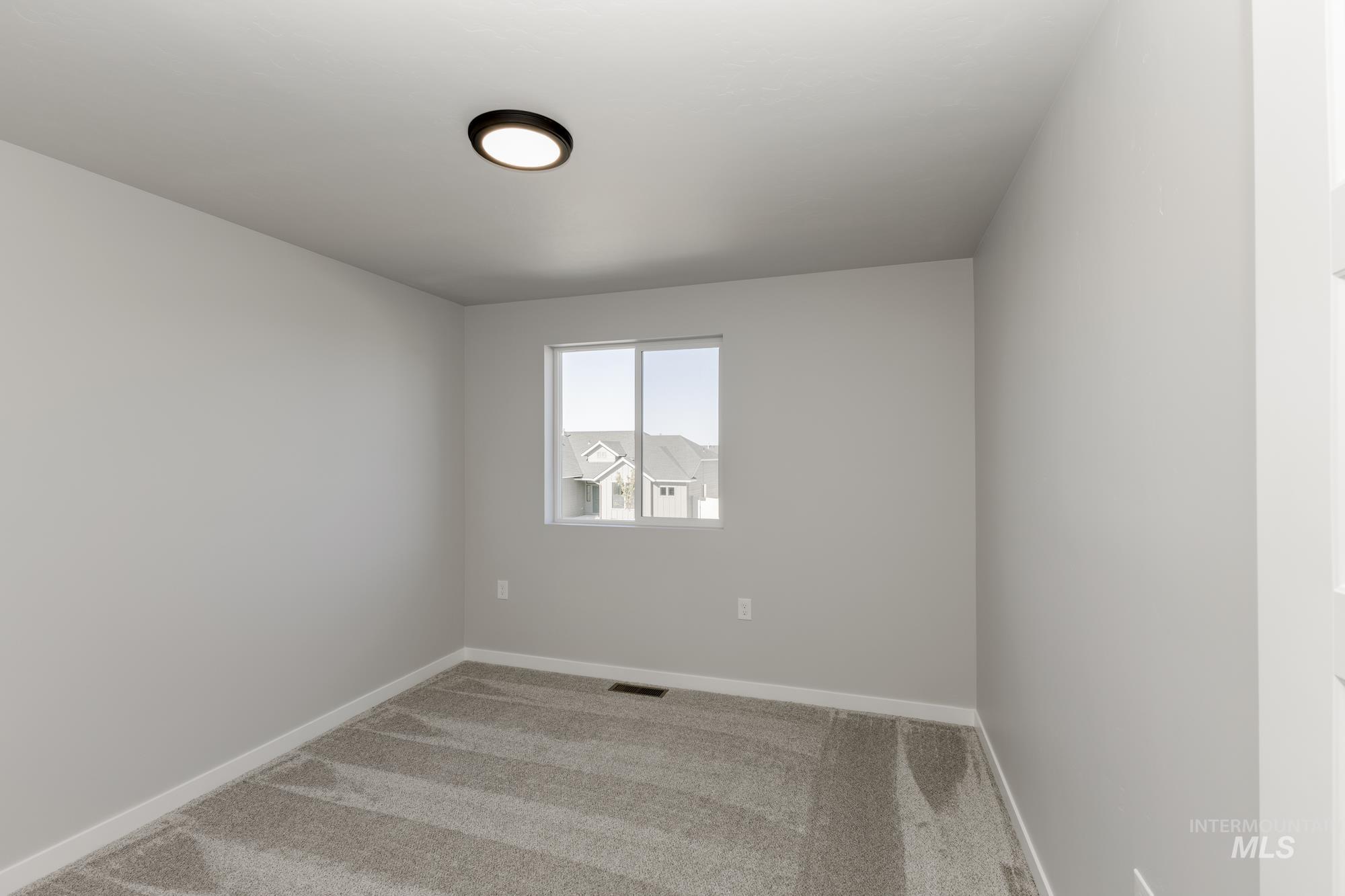 2352 N Carly Ave Property Photo 16