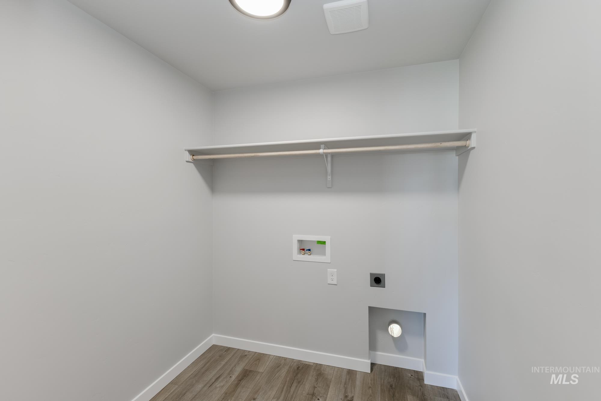 2352 N Carly Ave Property Photo 19