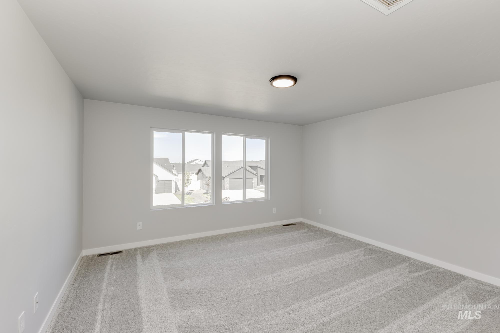 2352 N Carly Ave Property Photo 20