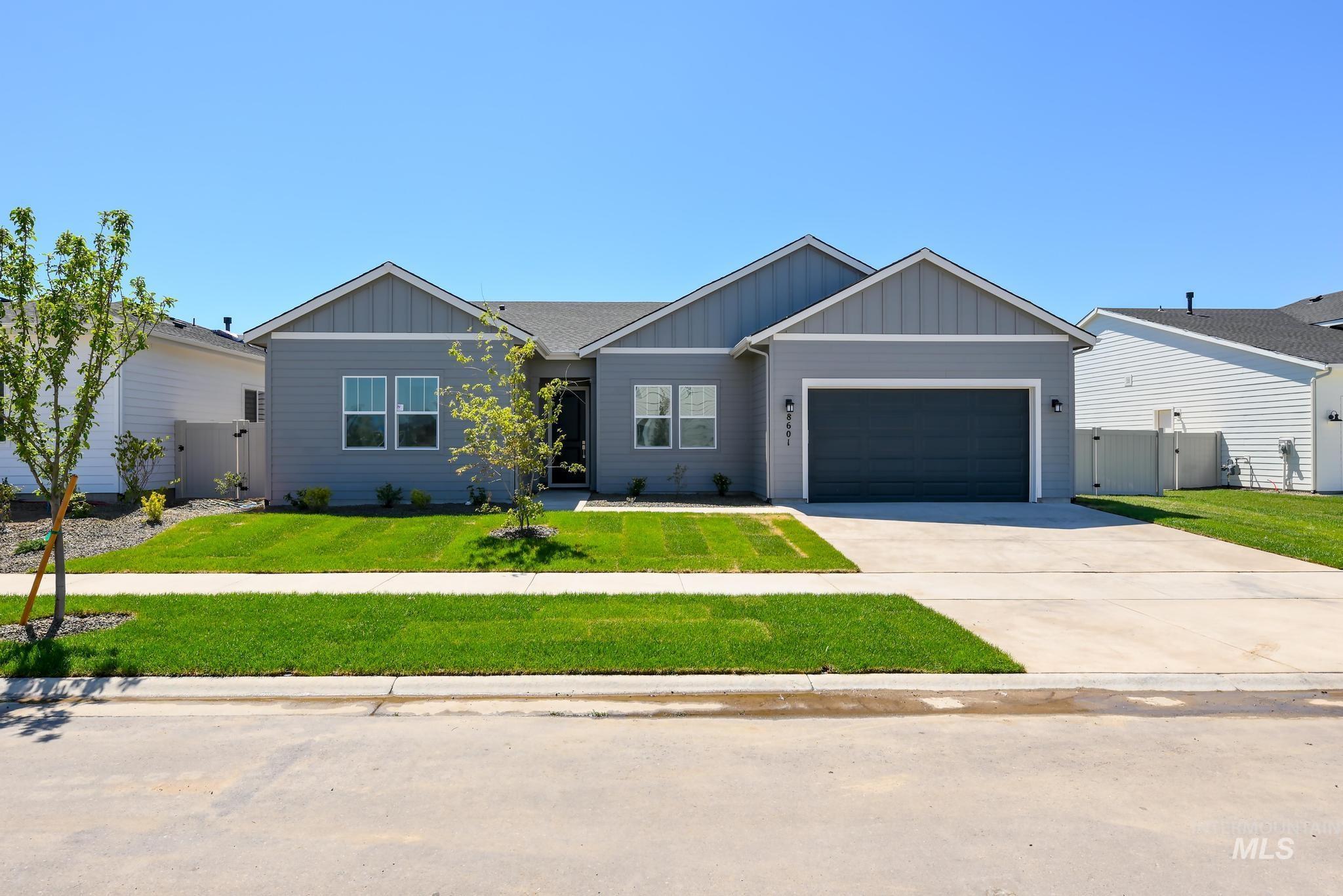14635 Pewter Point St Property Photo 1
