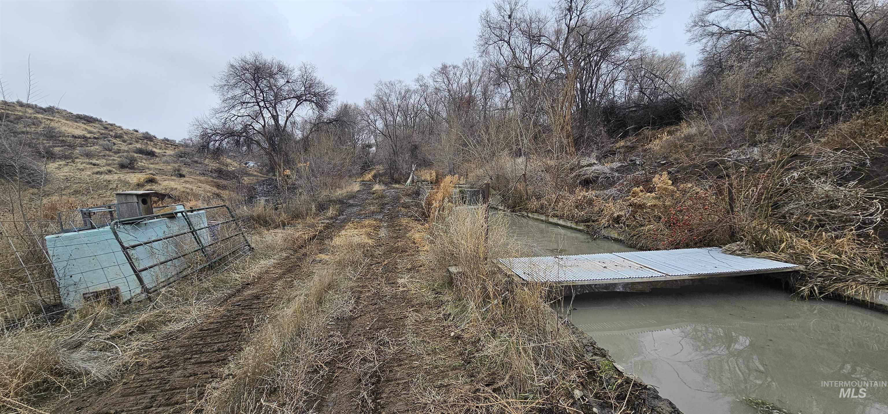 1502 E 4500 N Property Photo 2