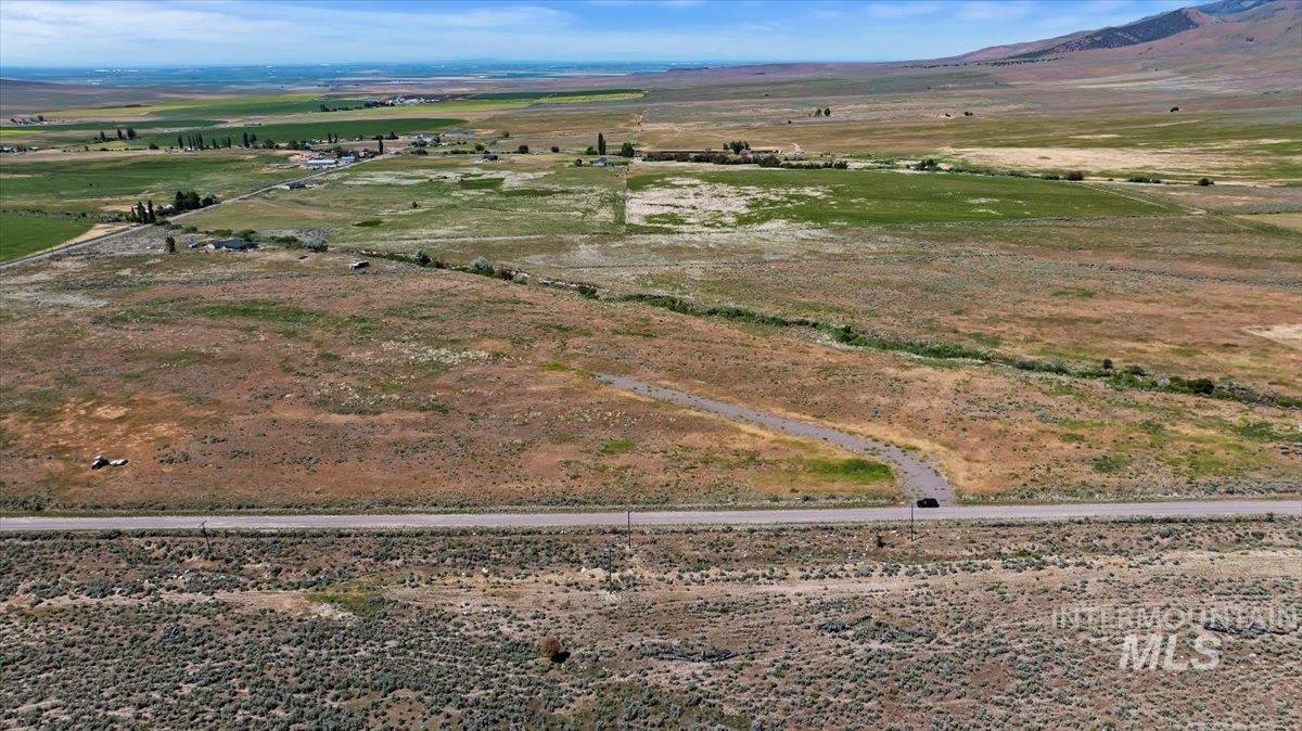 Lot #18 100 E Property Photo 7