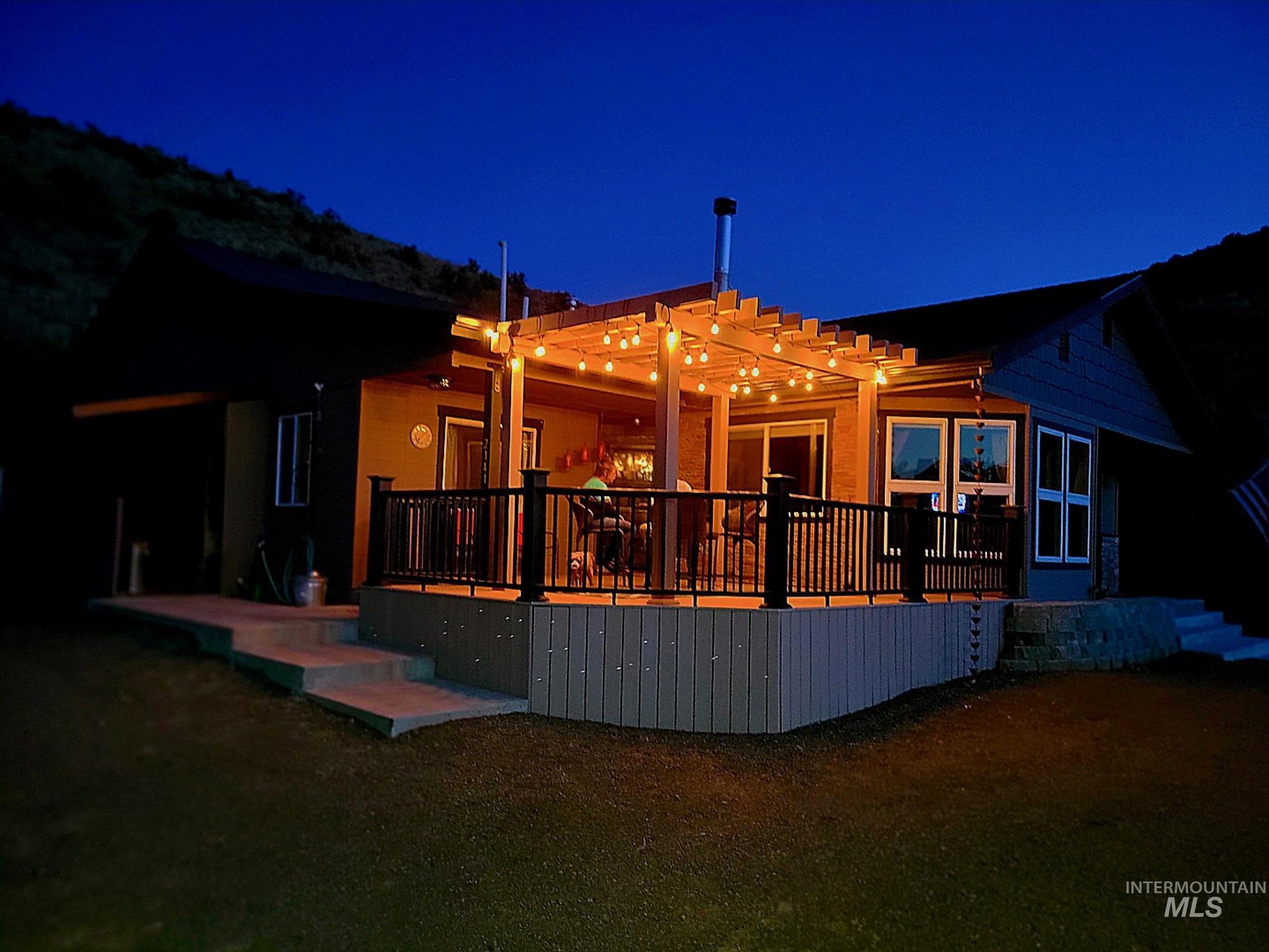 2141 Jackson Creek Rd Property Photo 5