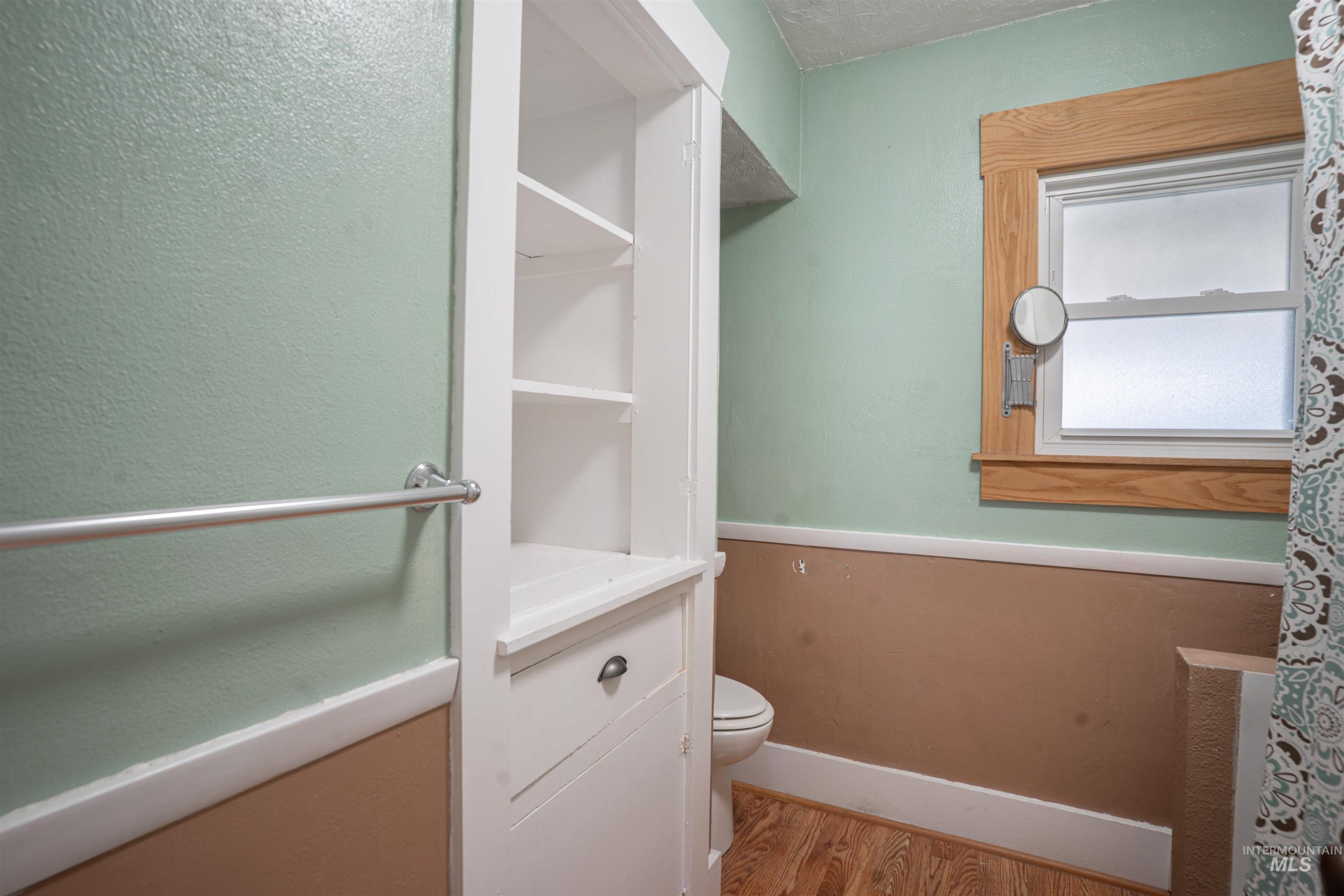1206 9th Ave East Property Photo 6