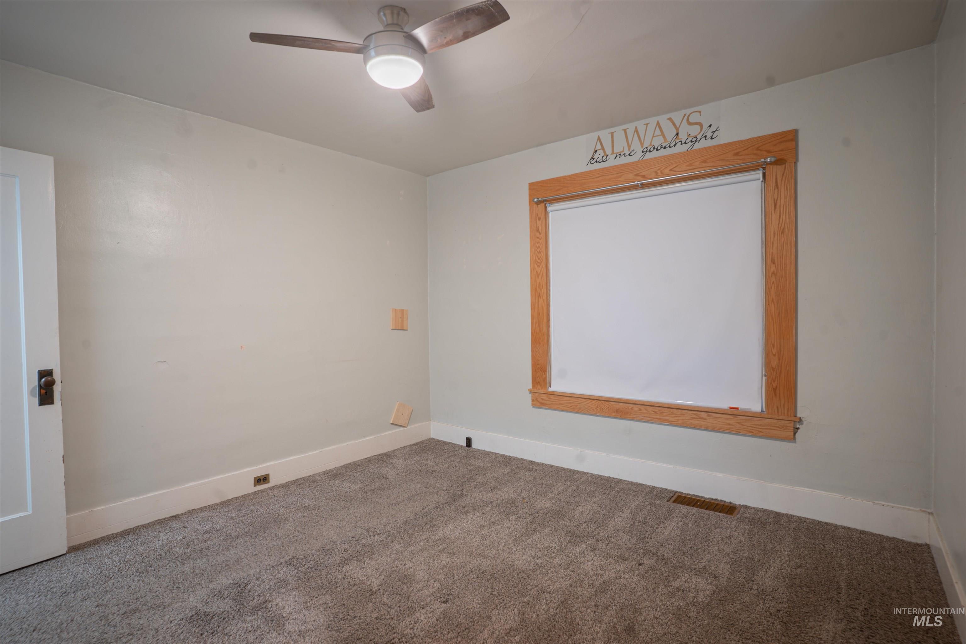 1206 9th Ave East Property Photo 8