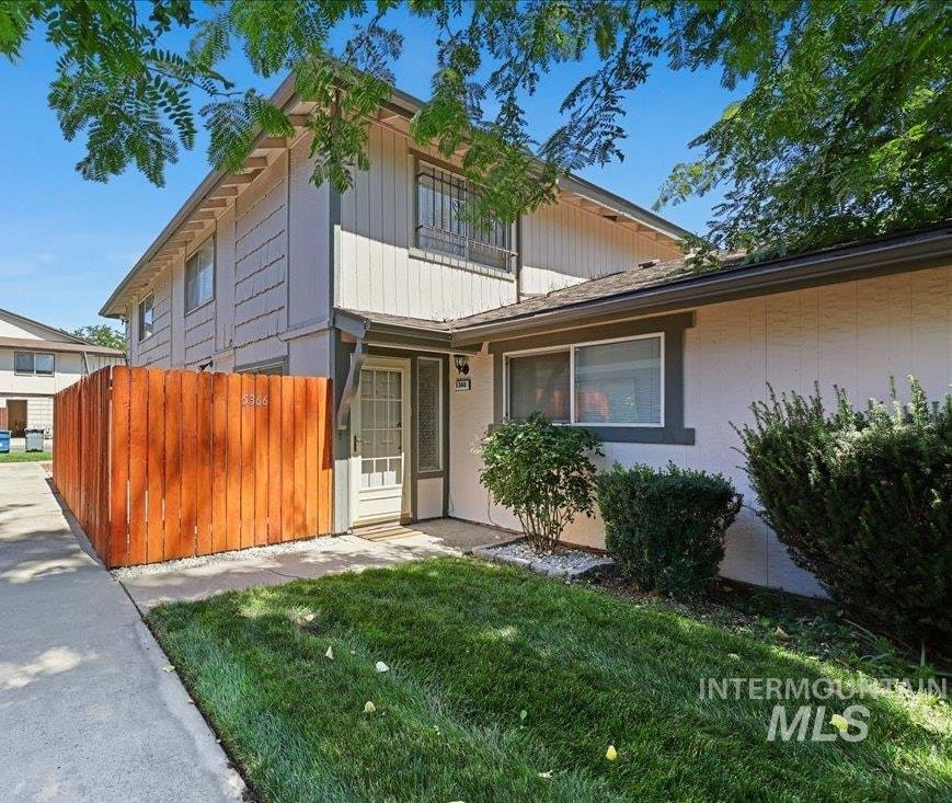 5366 W Kootenai Street Property Photo 1