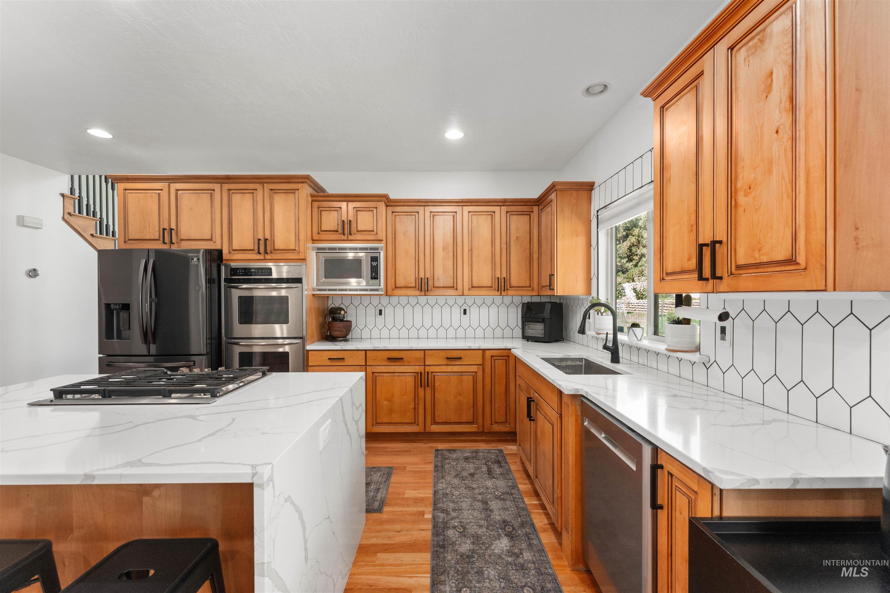 342 N Clearpoint Way Property Photo 8