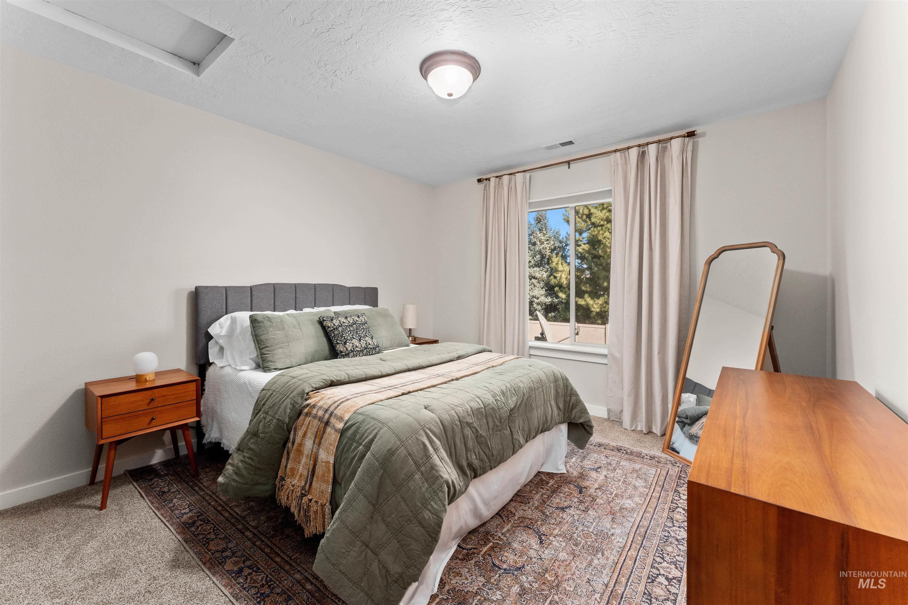 342 N Clearpoint Way Property Photo 29