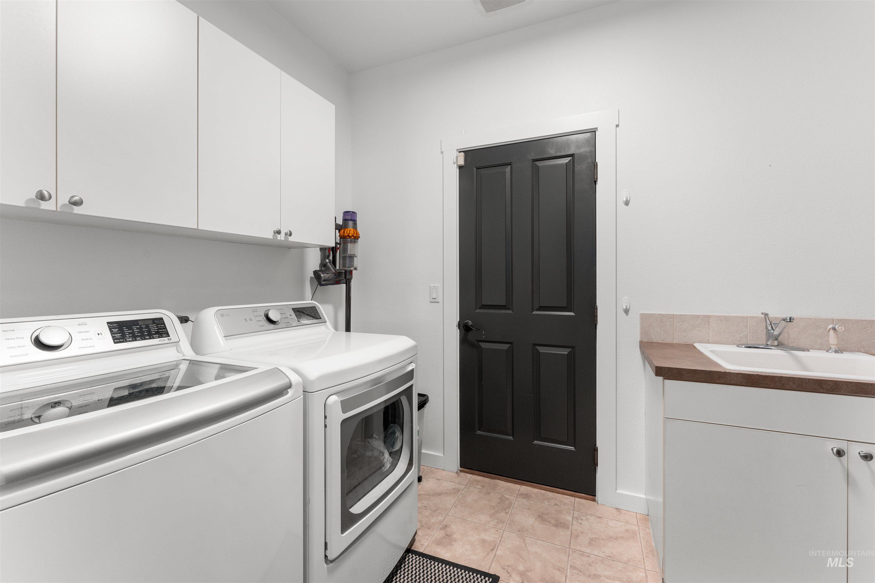 342 N Clearpoint Way Property Photo 38