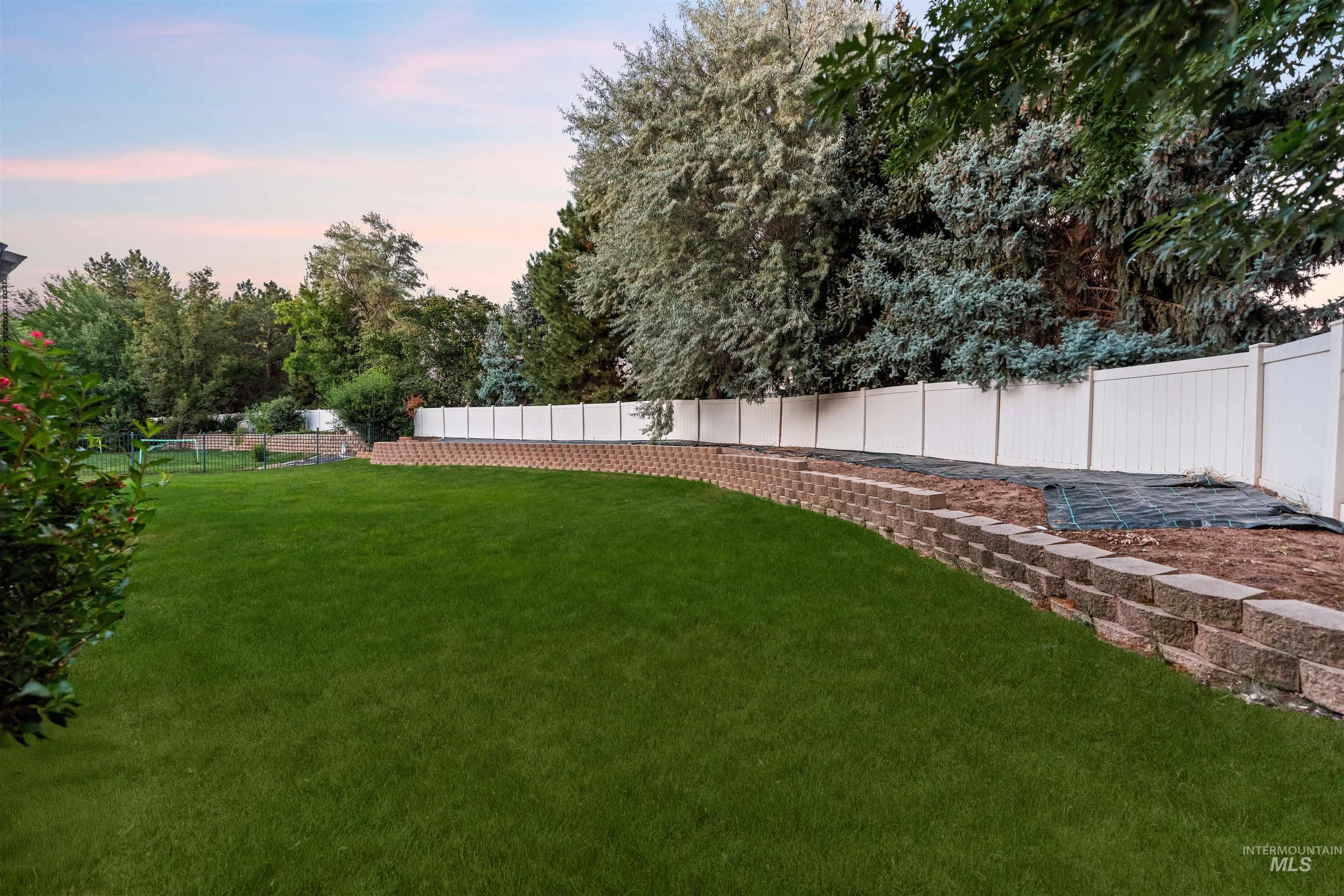 342 N Clearpoint Way Property Photo 44