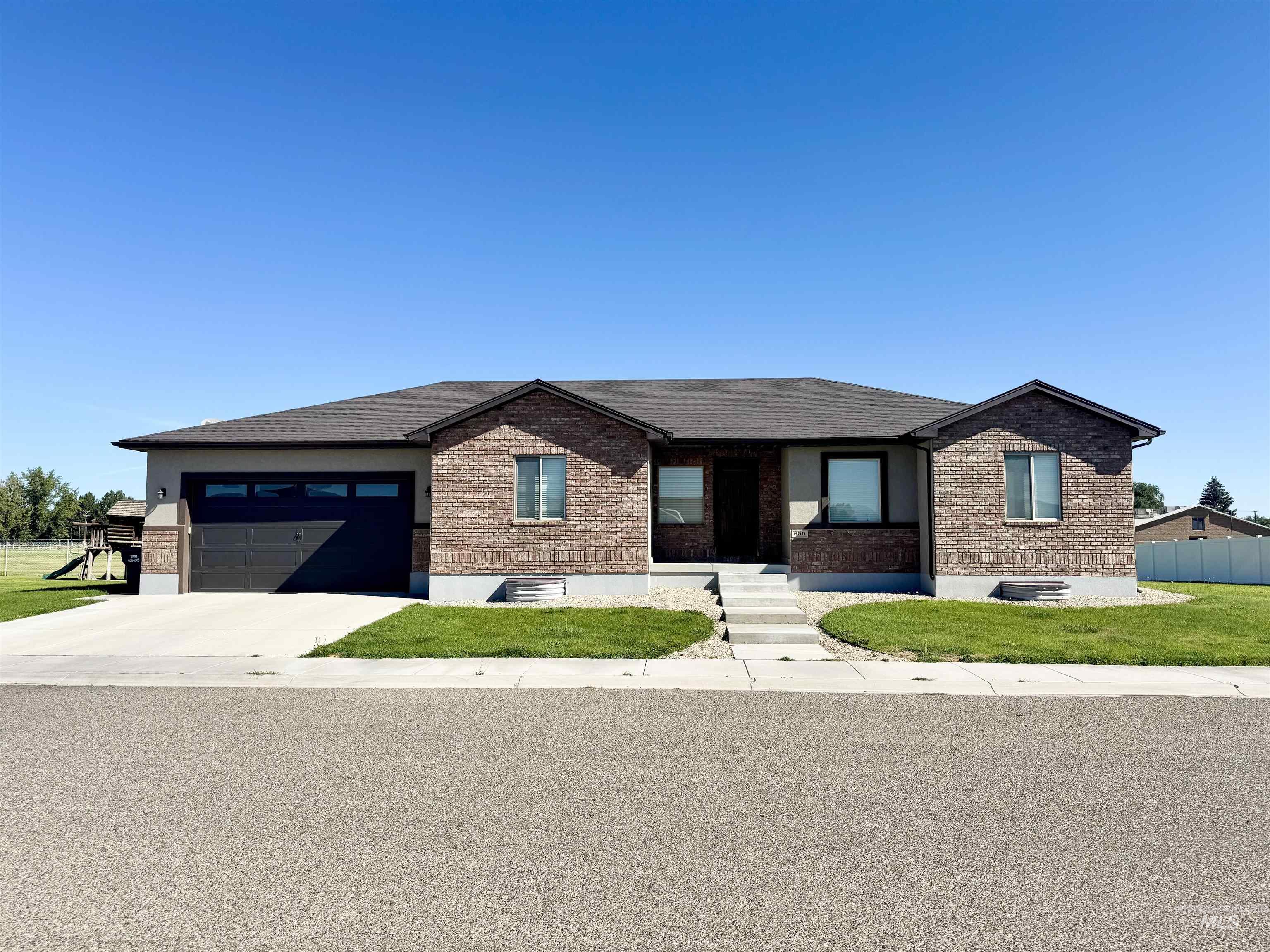 650 Lochsa Loop Property Photo 1