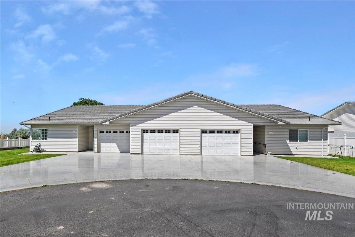 185 Toner Dr Property Photo 1
