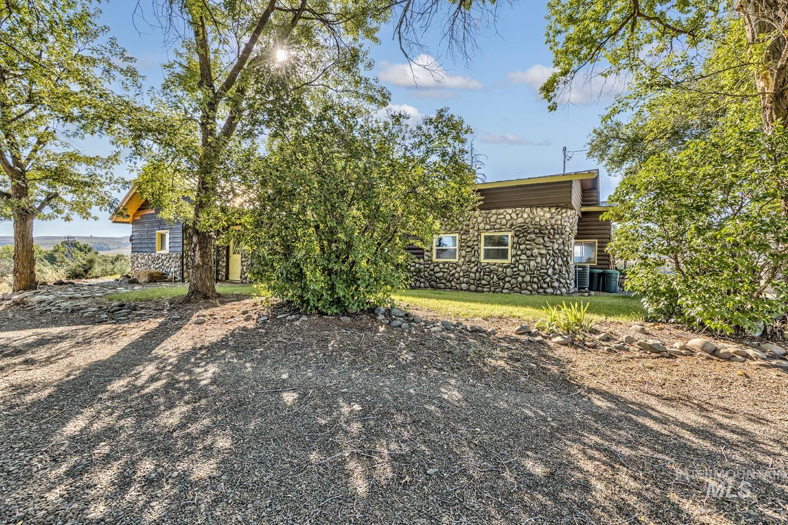 108 1/2 N Galena Property Photo 29