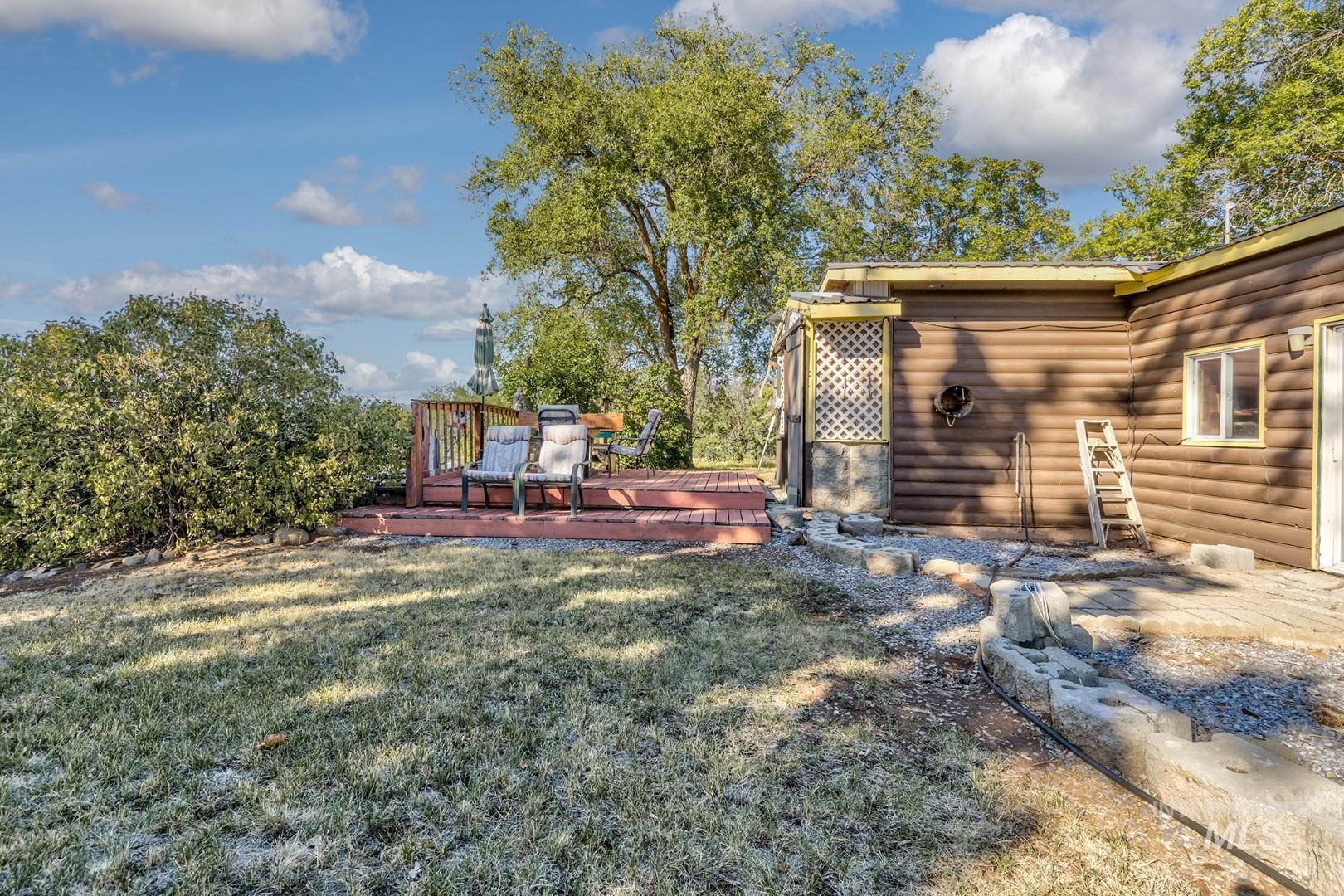 108 1/2 N Galena Property Photo 35