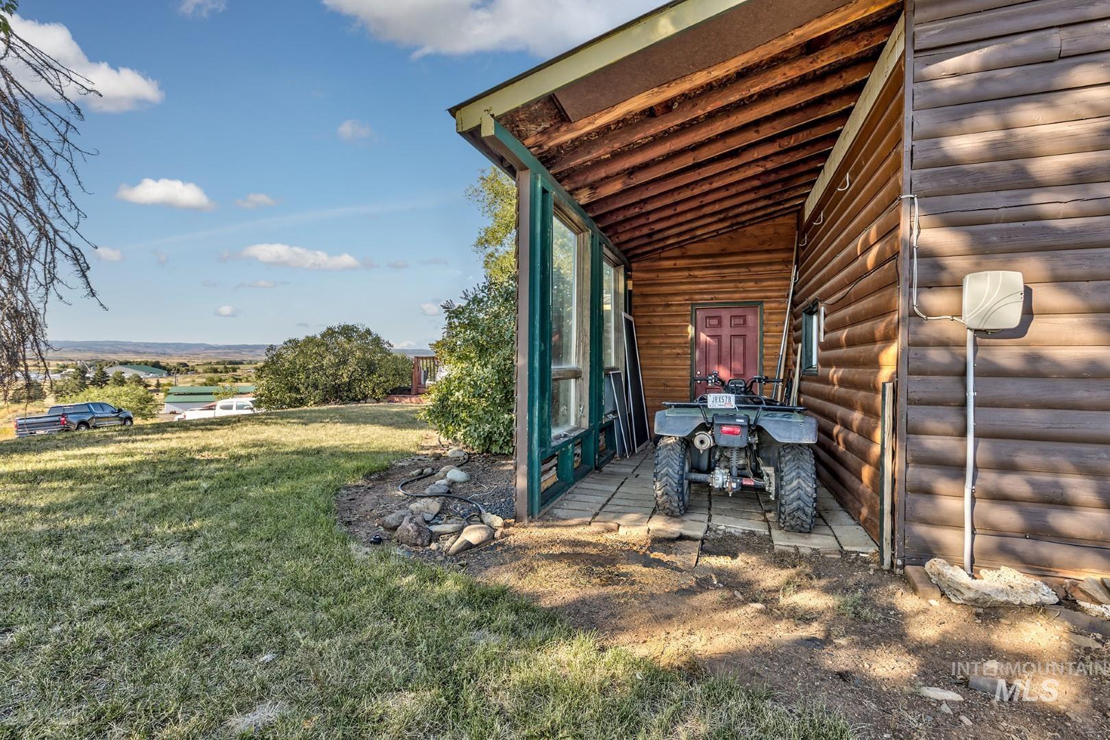 108 1/2 N Galena Property Photo 46