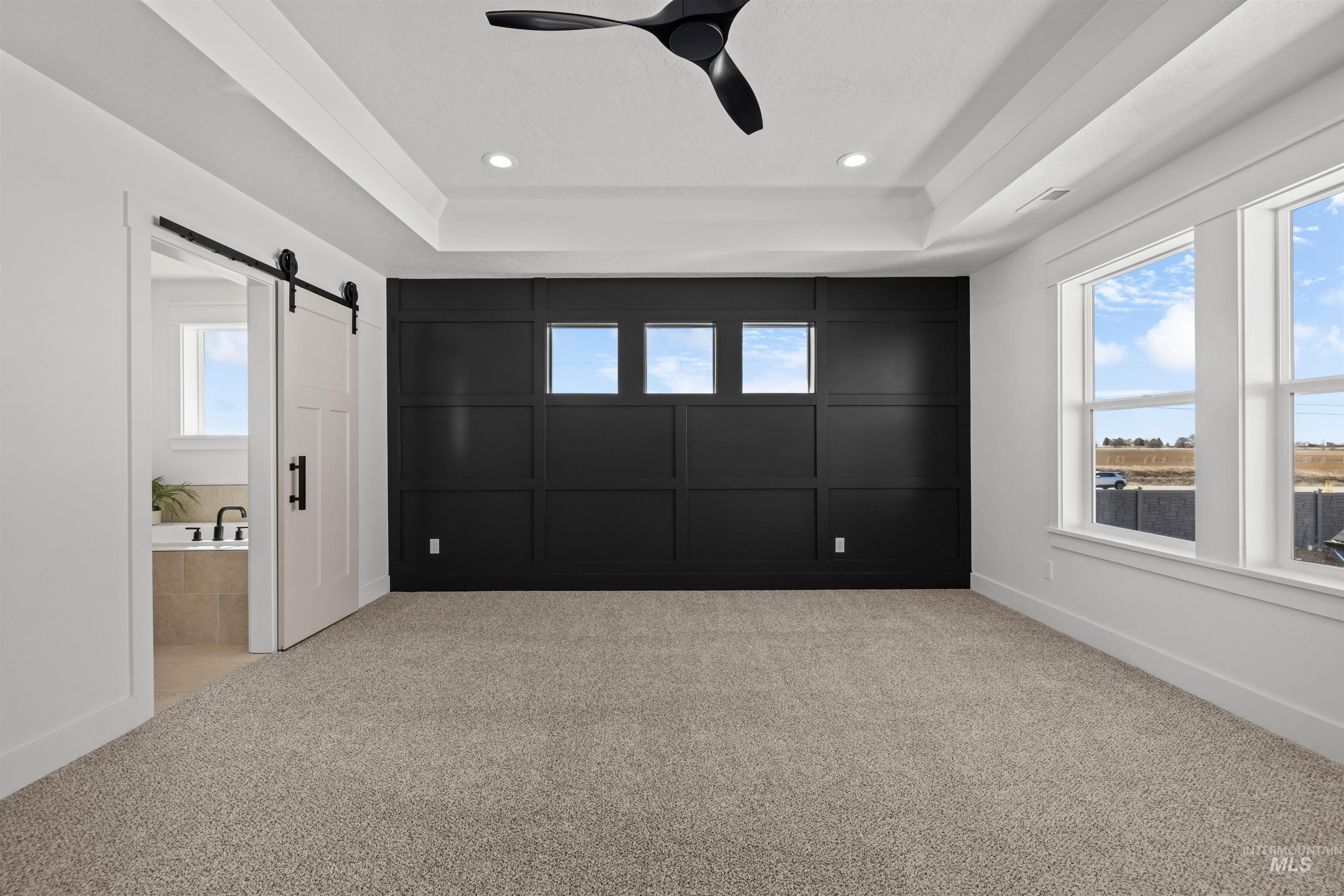 5687 S Snowden Ave Property Photo 29