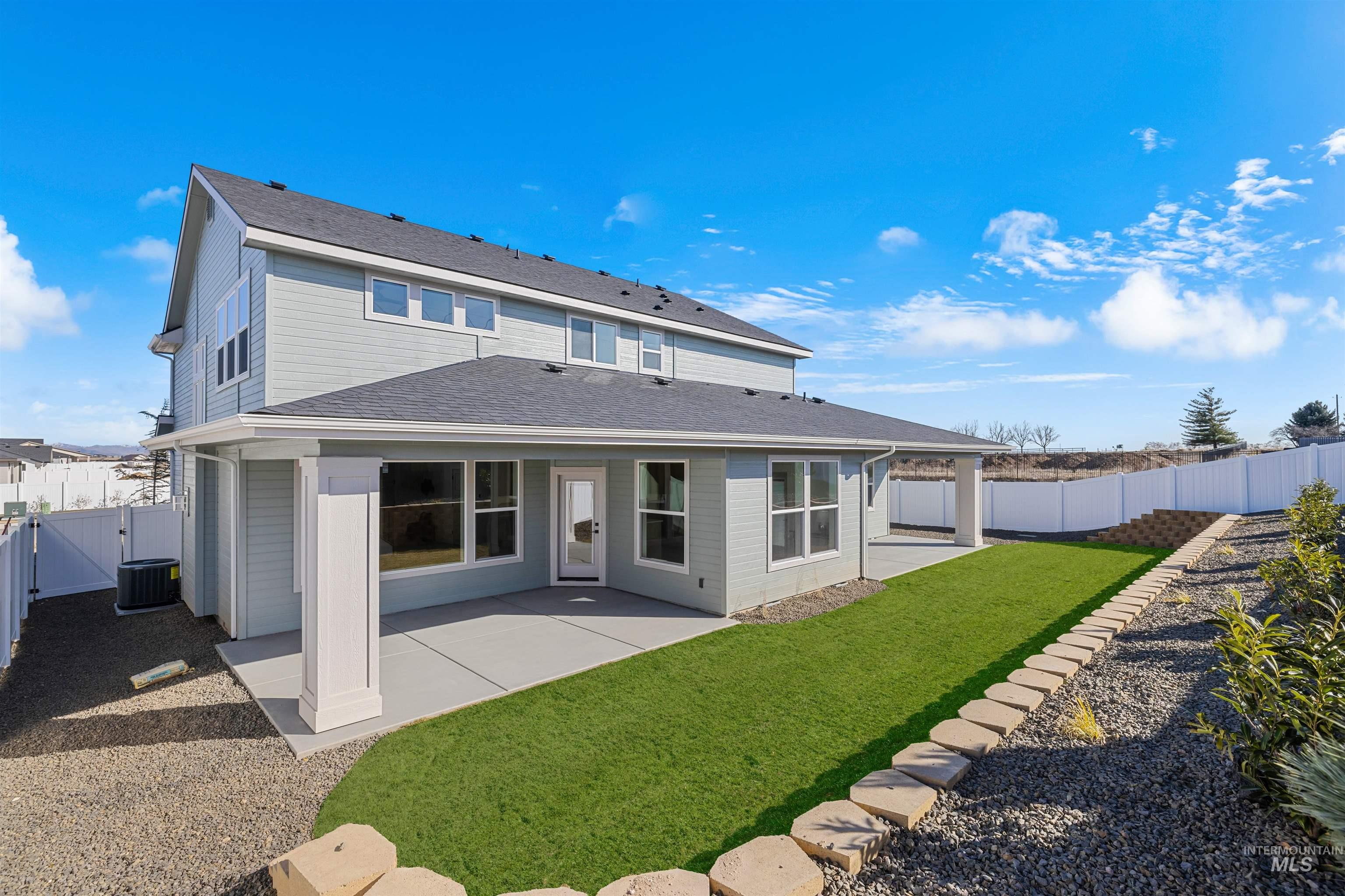 5687 S Snowden Ave Property Photo 45