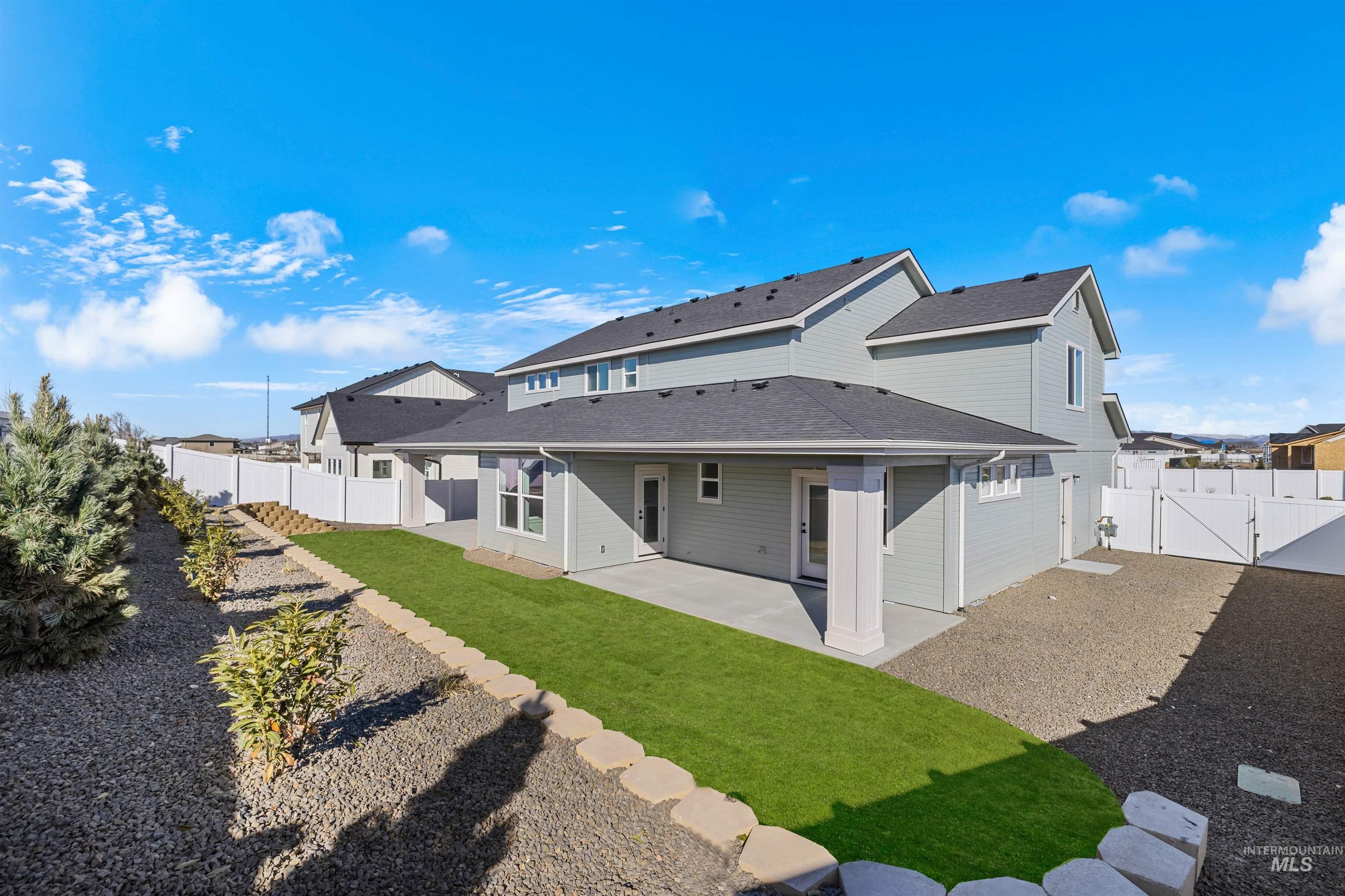 5687 S Snowden Ave Property Photo 46