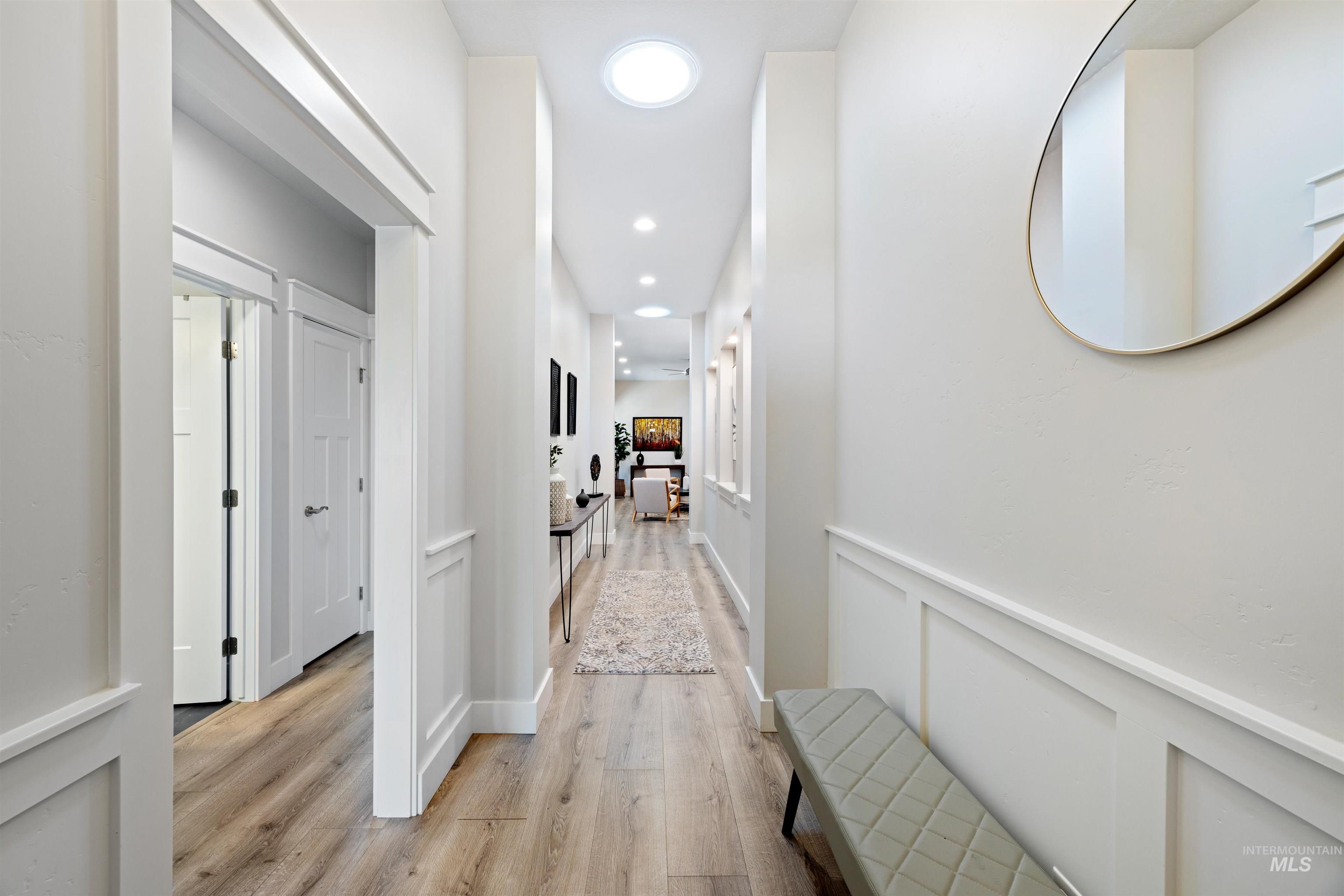 6847 N Cathedral Lane Property Photo 7