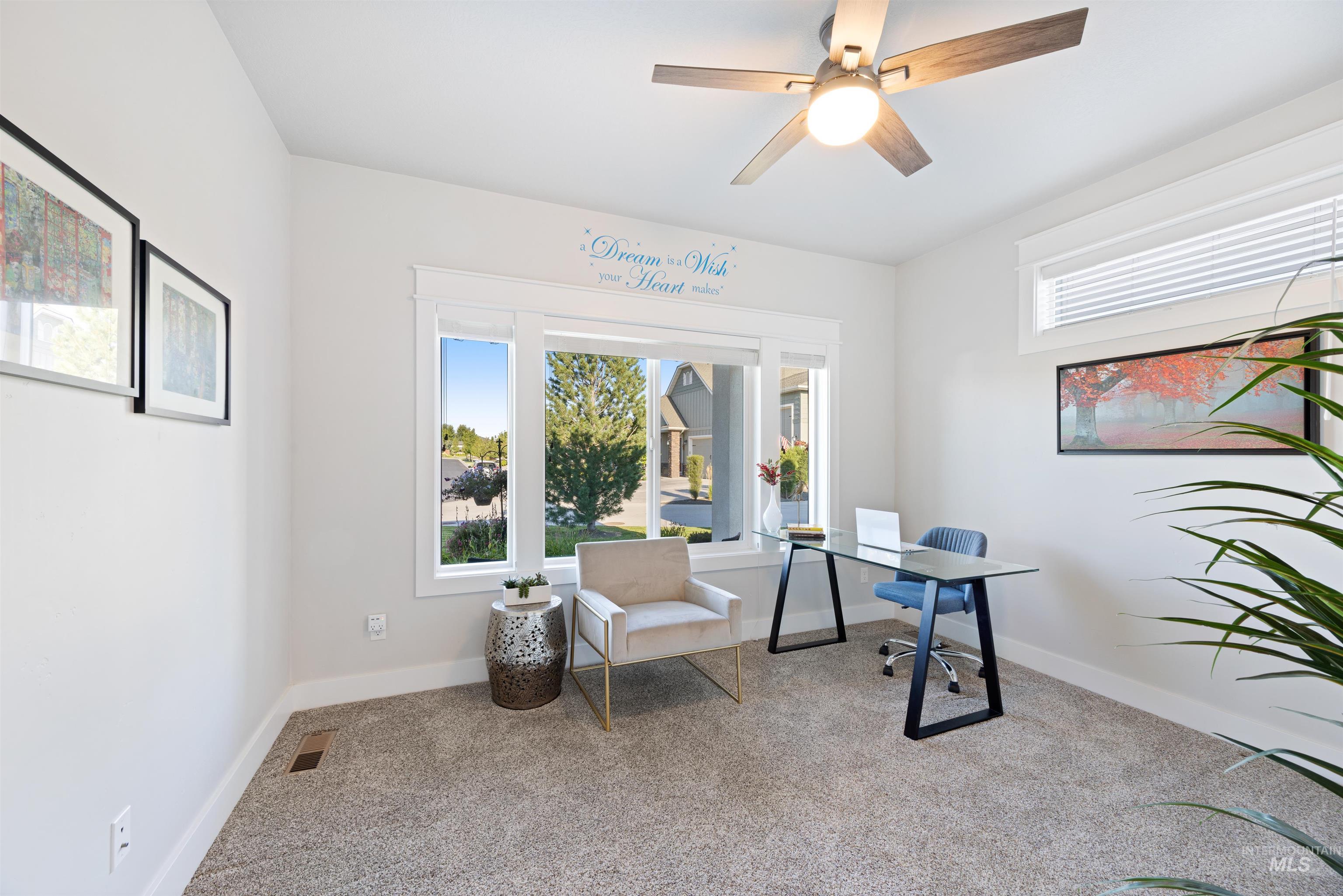 6847 N Cathedral Lane Property Photo 8