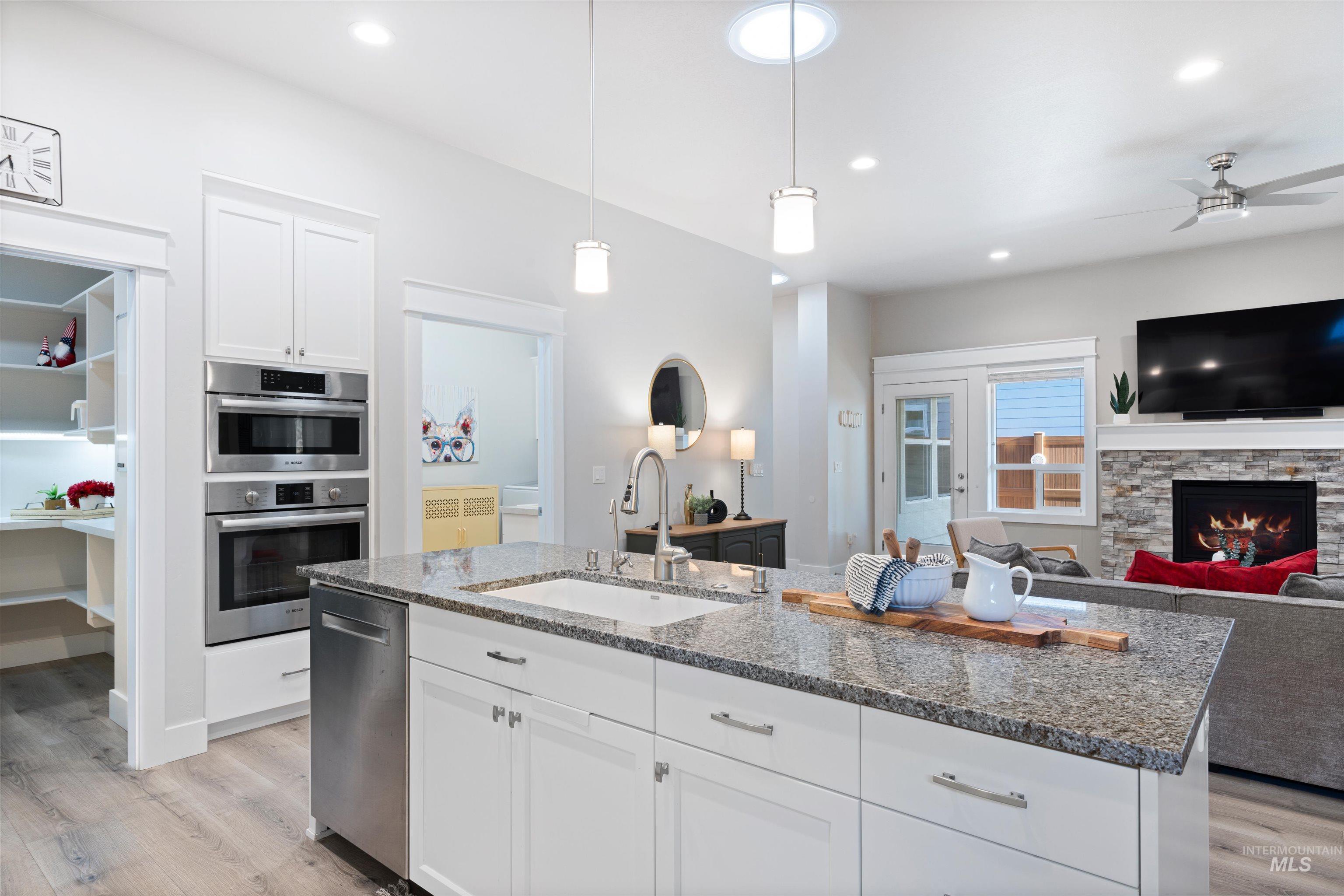 6847 N Cathedral Lane Property Photo 16