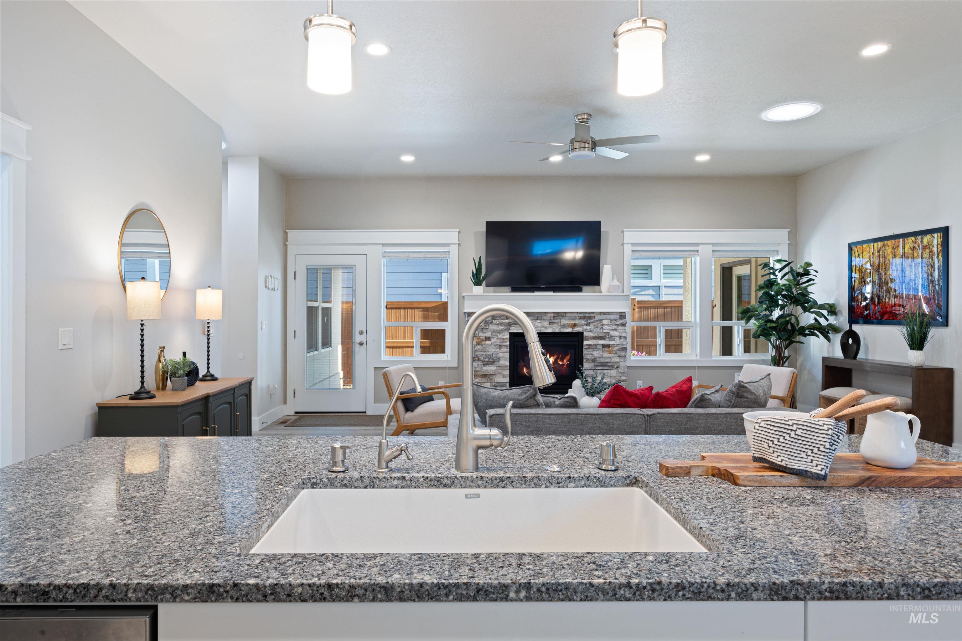 6847 N Cathedral Lane Property Photo 20