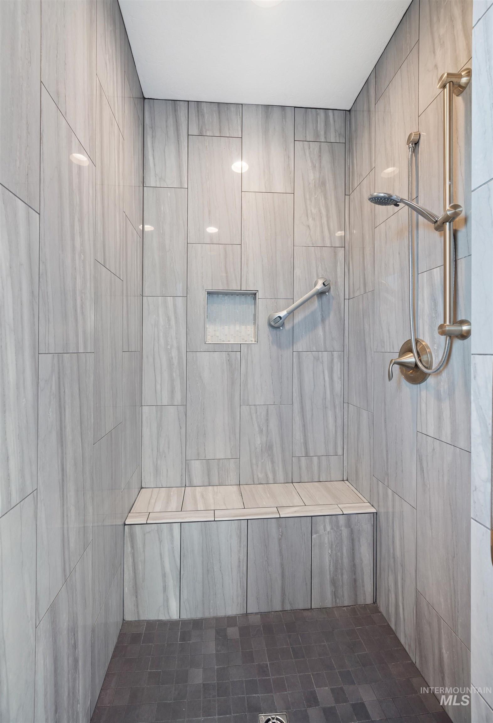 6847 N Cathedral Lane Property Photo 31