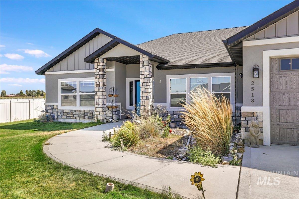 2513 E 3843 N Property Photo 1