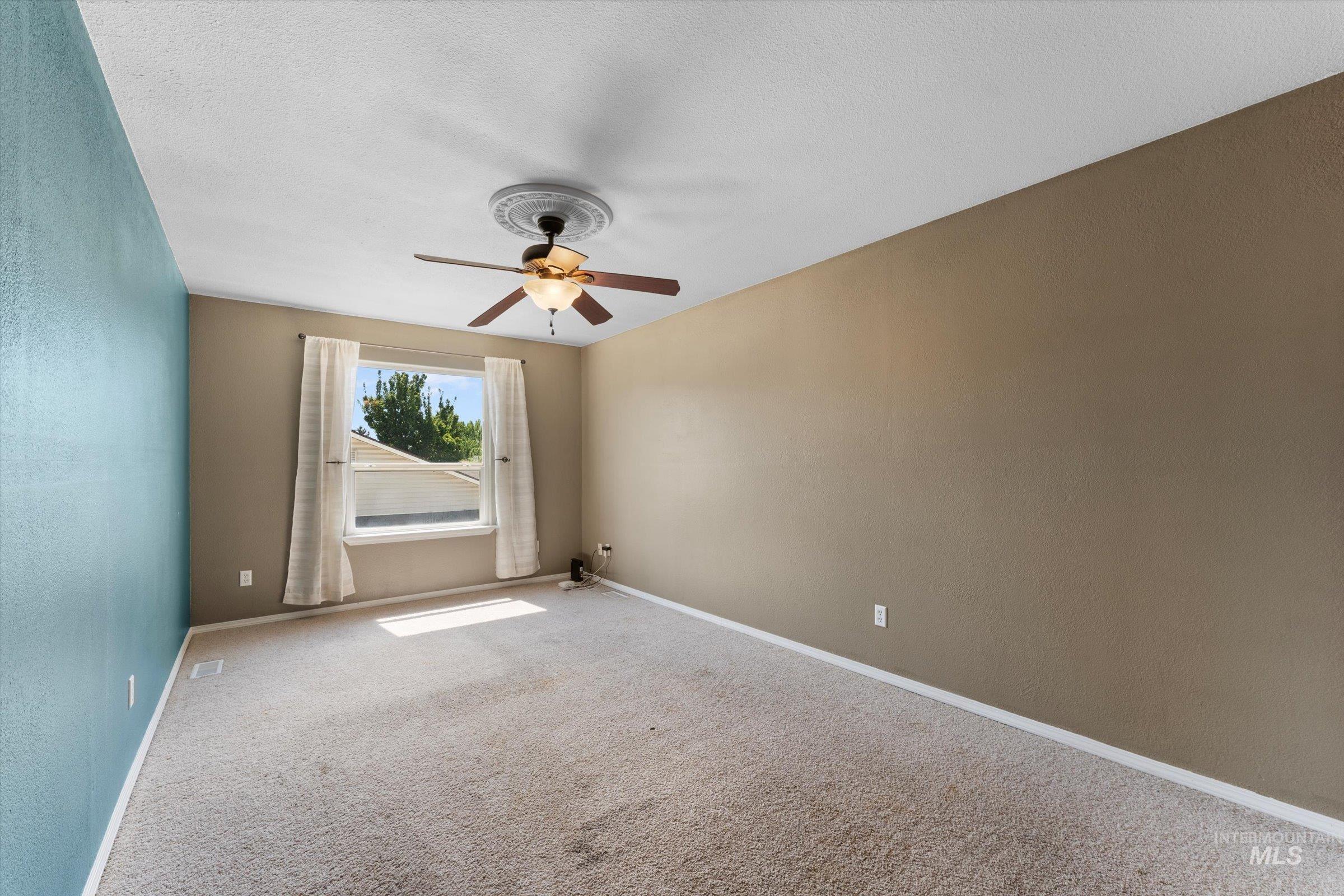 898 N Pasture Avenue Property Photo 18