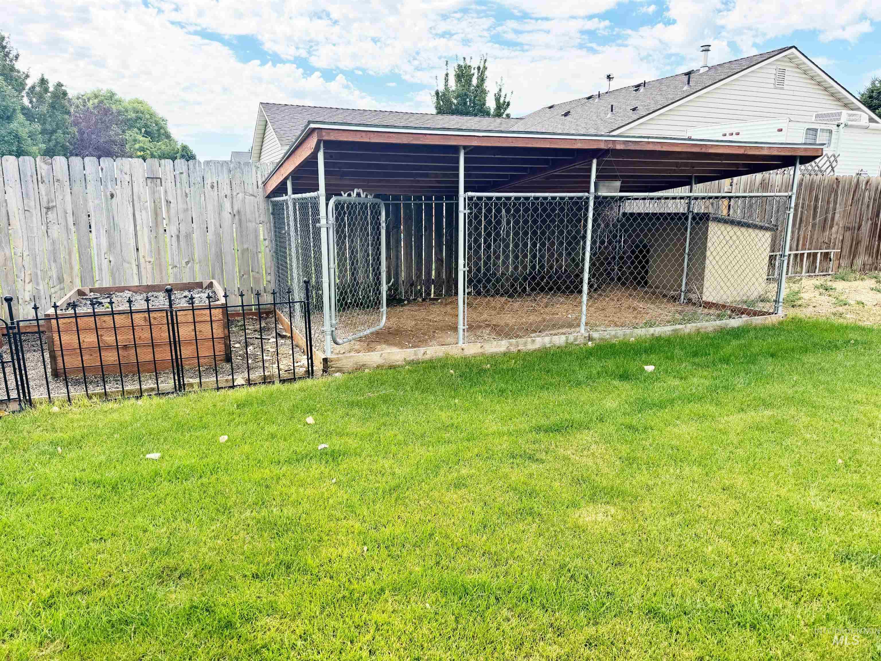 898 N Pasture Avenue Property Photo 30