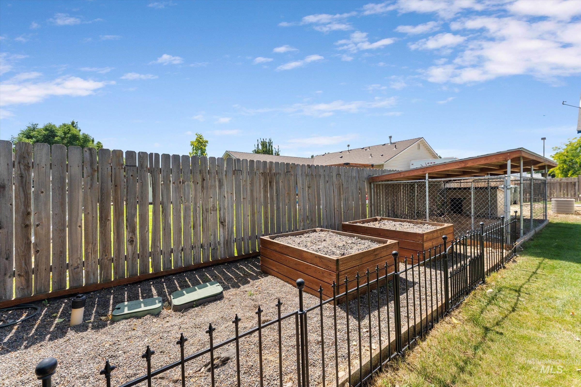 898 N Pasture Avenue Property Photo 33