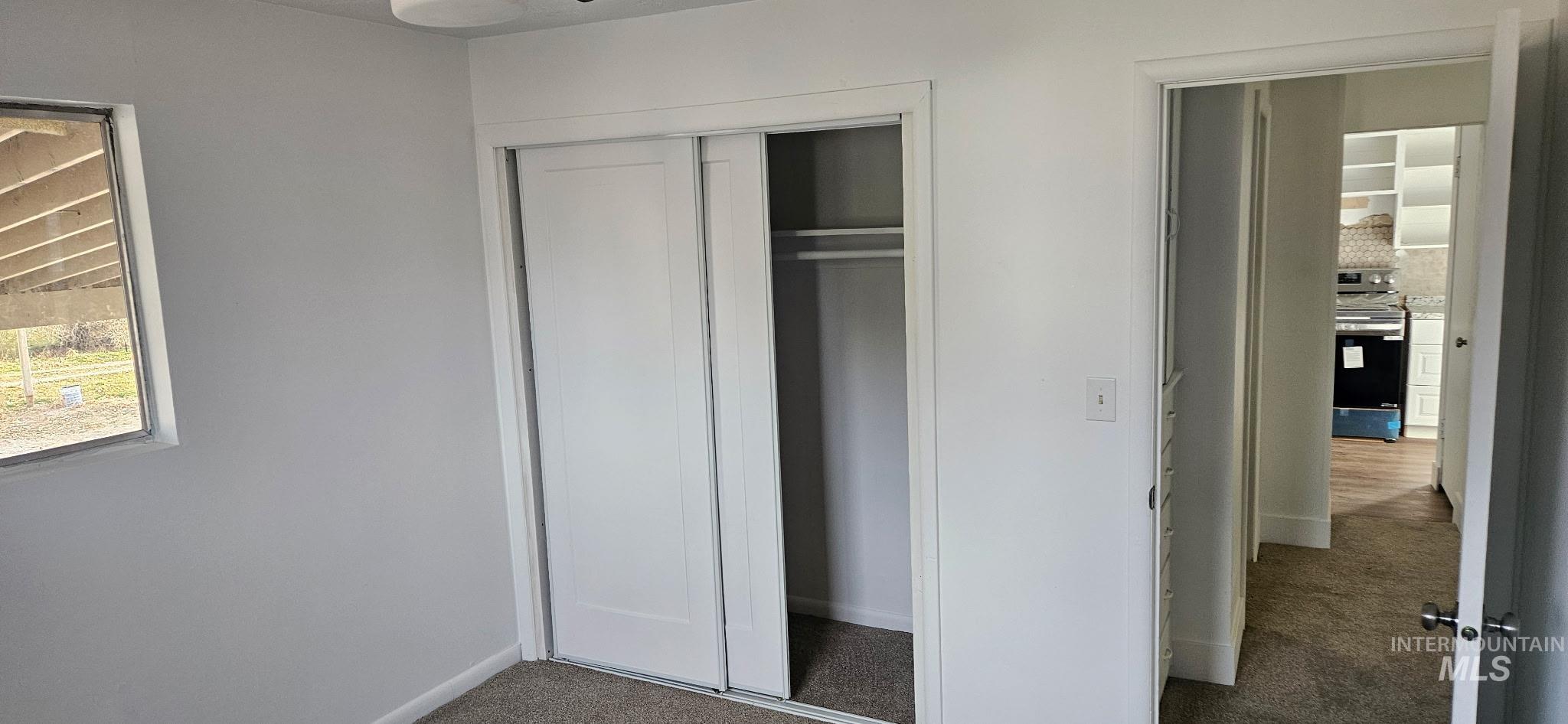 284 N Main Property Photo 7
