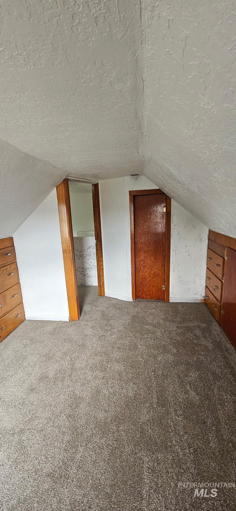 284 N Main Property Photo 13