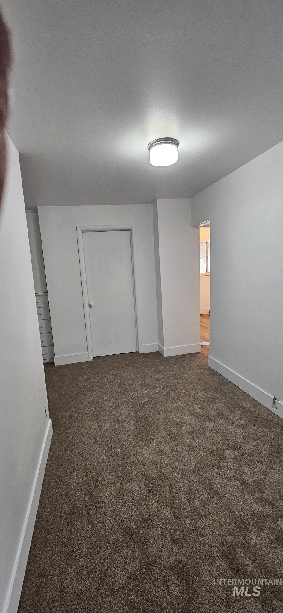 284 N Main Property Photo 18