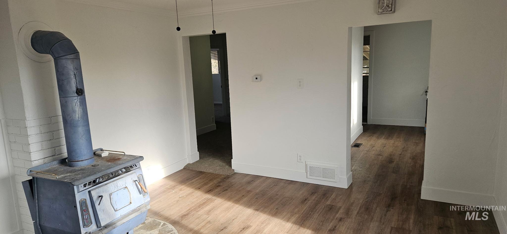 284 N Main Property Photo 18