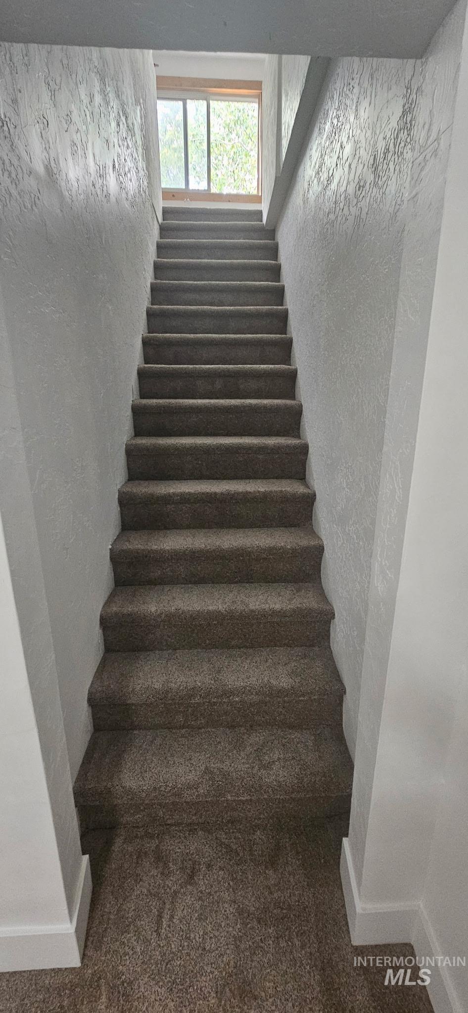 284 N Main Property Photo 21