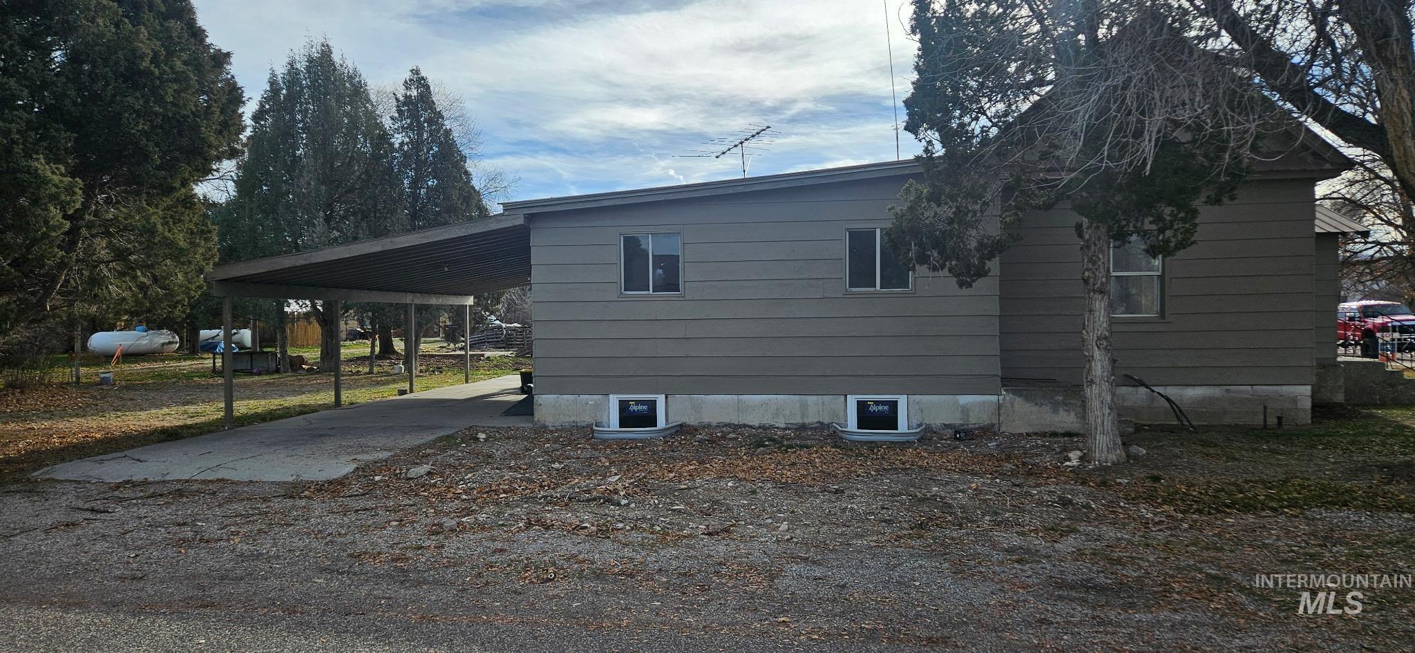 284 N Main Property Photo 22