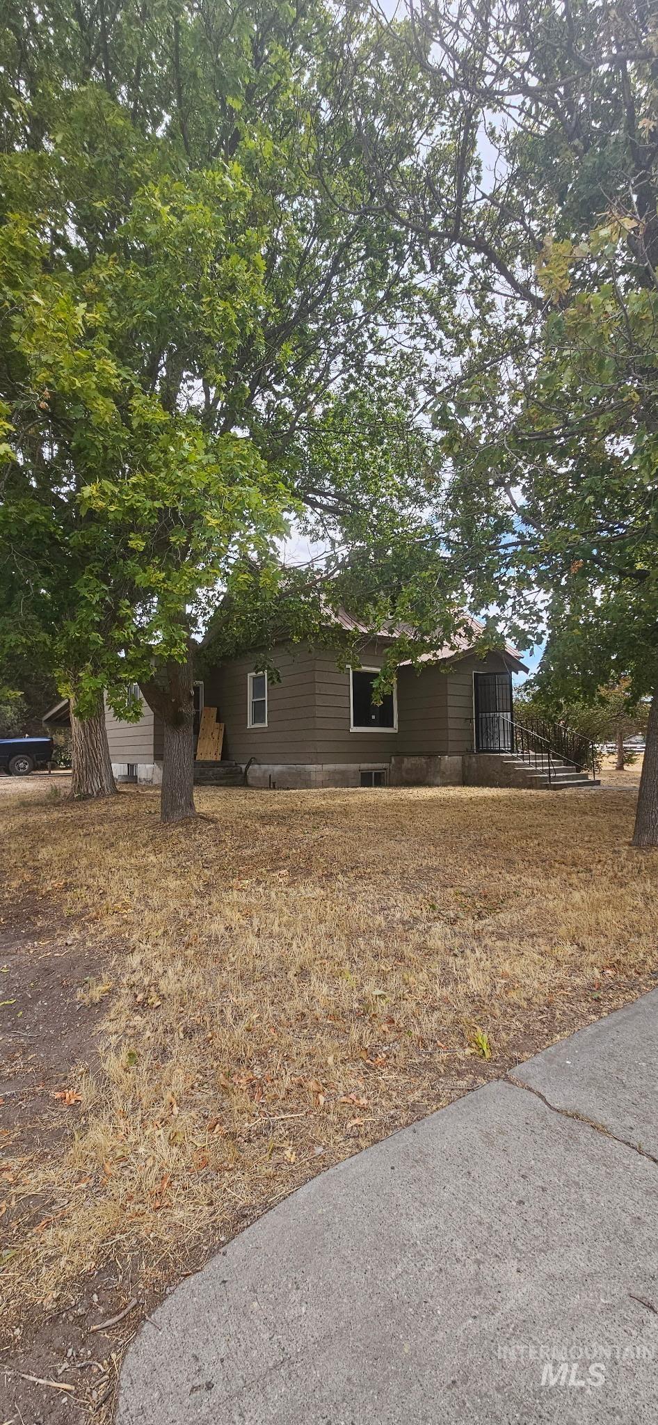 284 N Main Property Photo 25