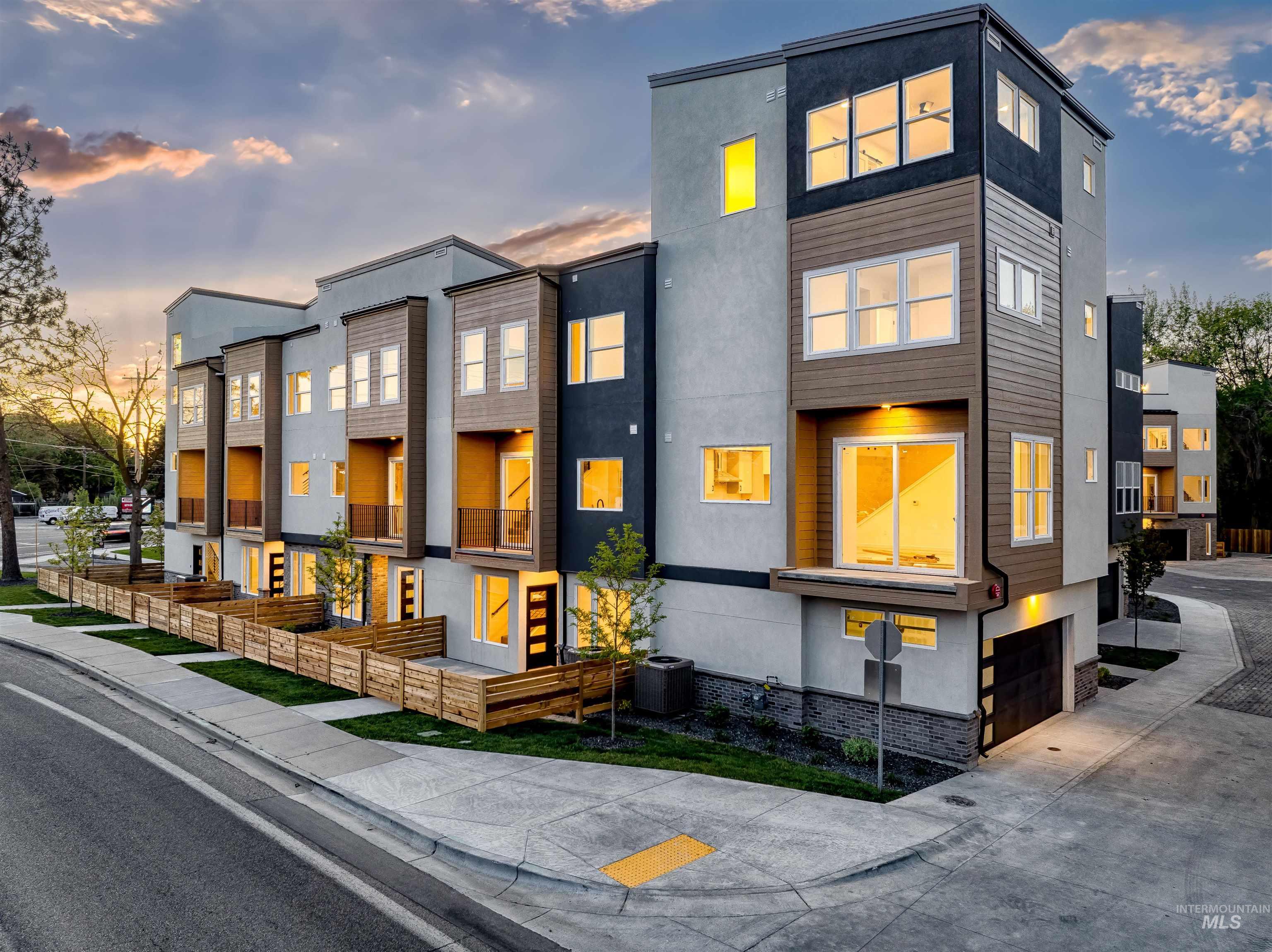 120 E Pennsylvania St Property Photo 2